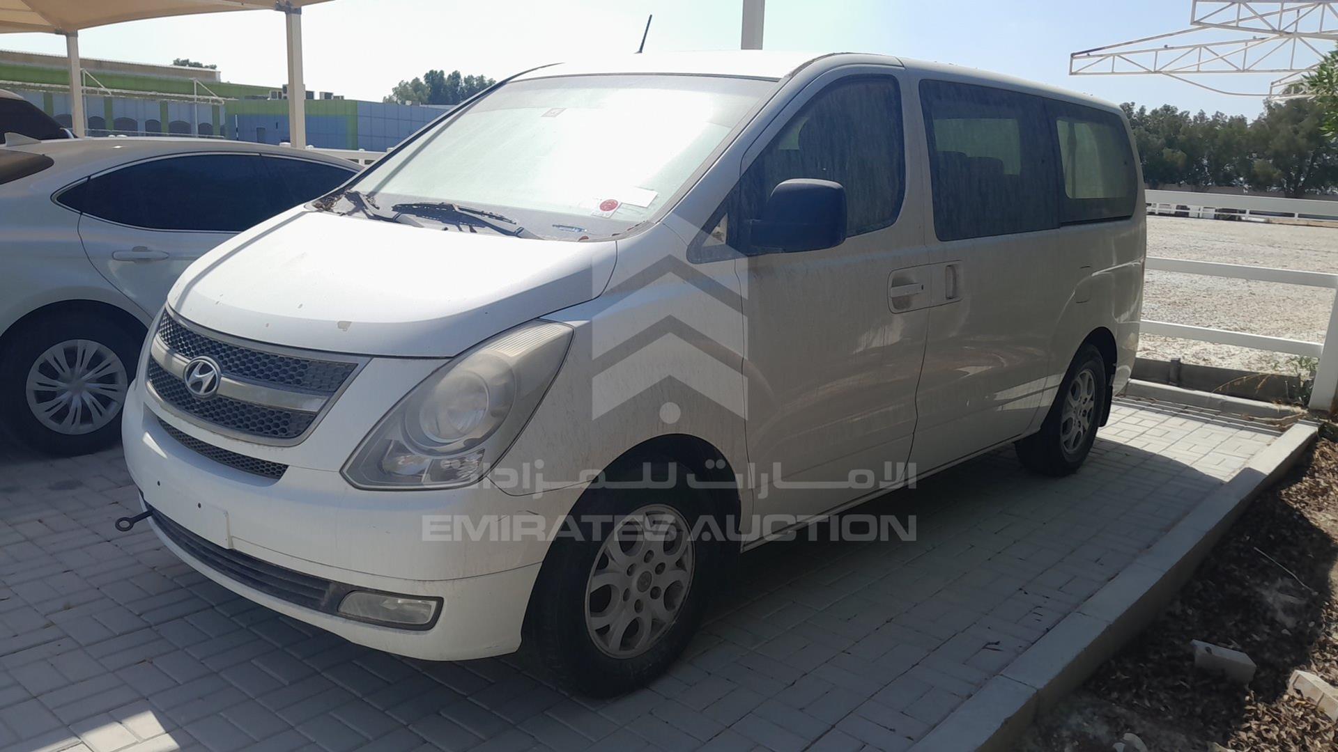 0 HYUNDAI H1 VIN: KMHWH81RXCU454375