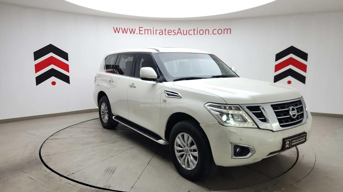 2016 Nissan Patrol — Front Right Angle — Photo 12