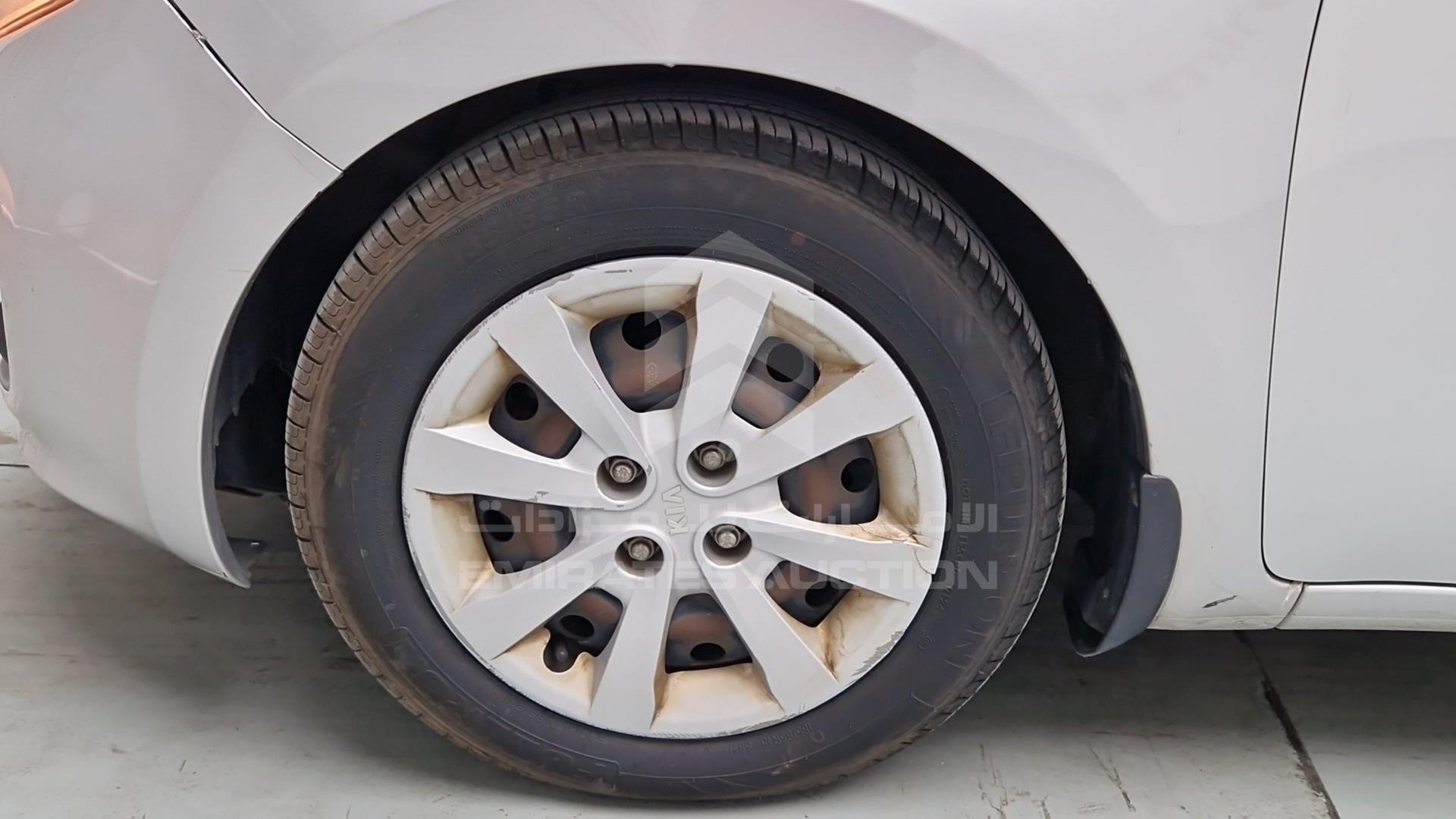 2014 KIA RIO VIN: KNADM5121E6848876