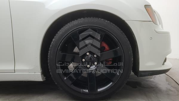 Chrysler 300 2014 2C3CCAAG4EH326882 Image 32