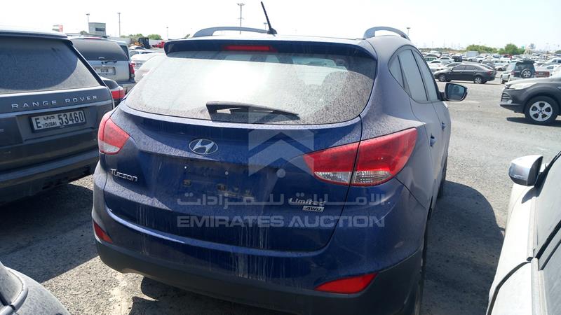 KMHJT81C4EU851006 Auction: EmiratesAuction Lot: 408515 KMHJT81C4EU851006 Hyundai Tucson 2014 BLUE Photo 9