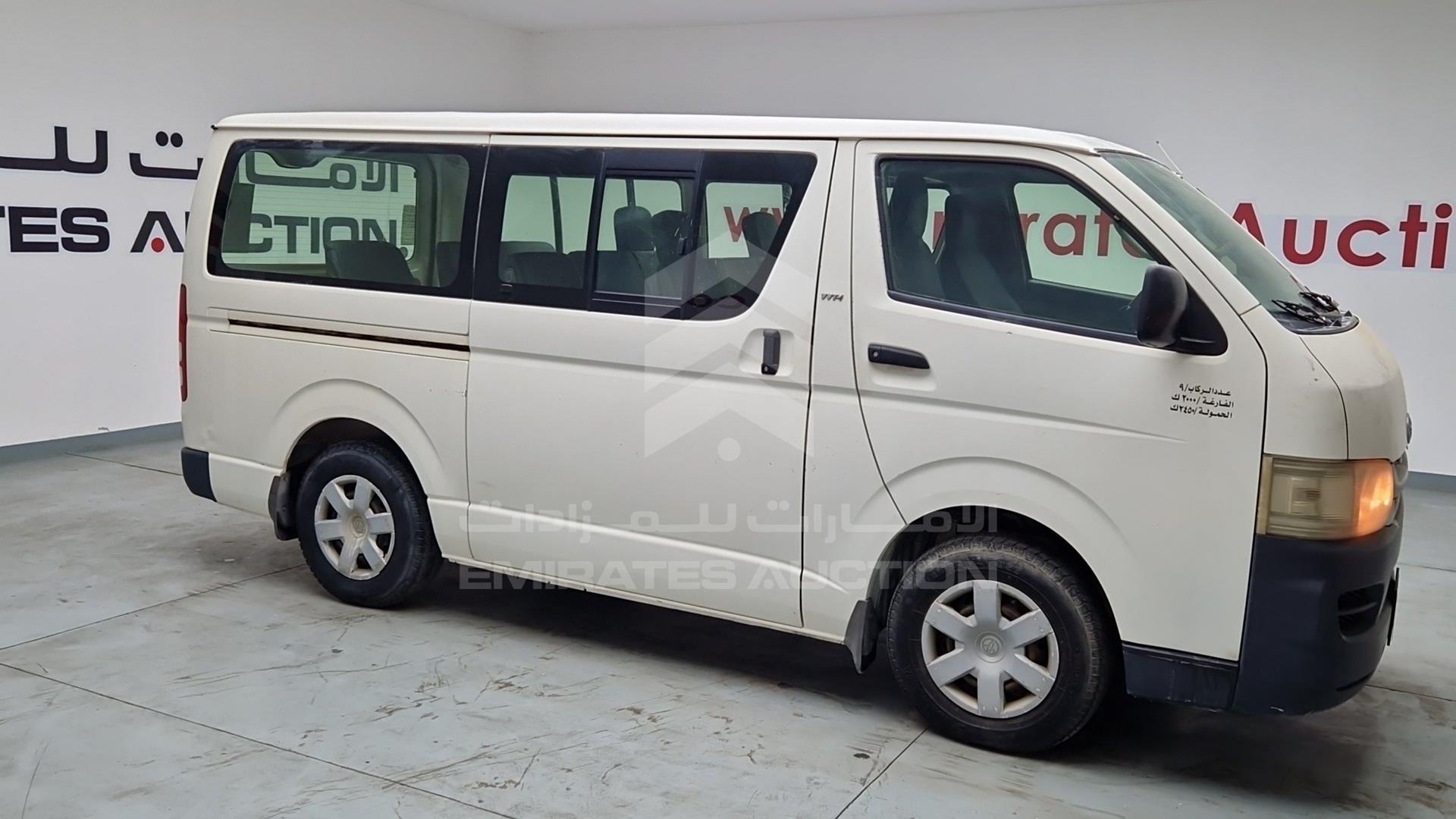 2010 TOYOTA HIACE VIN: JTGJX02P9A0030368