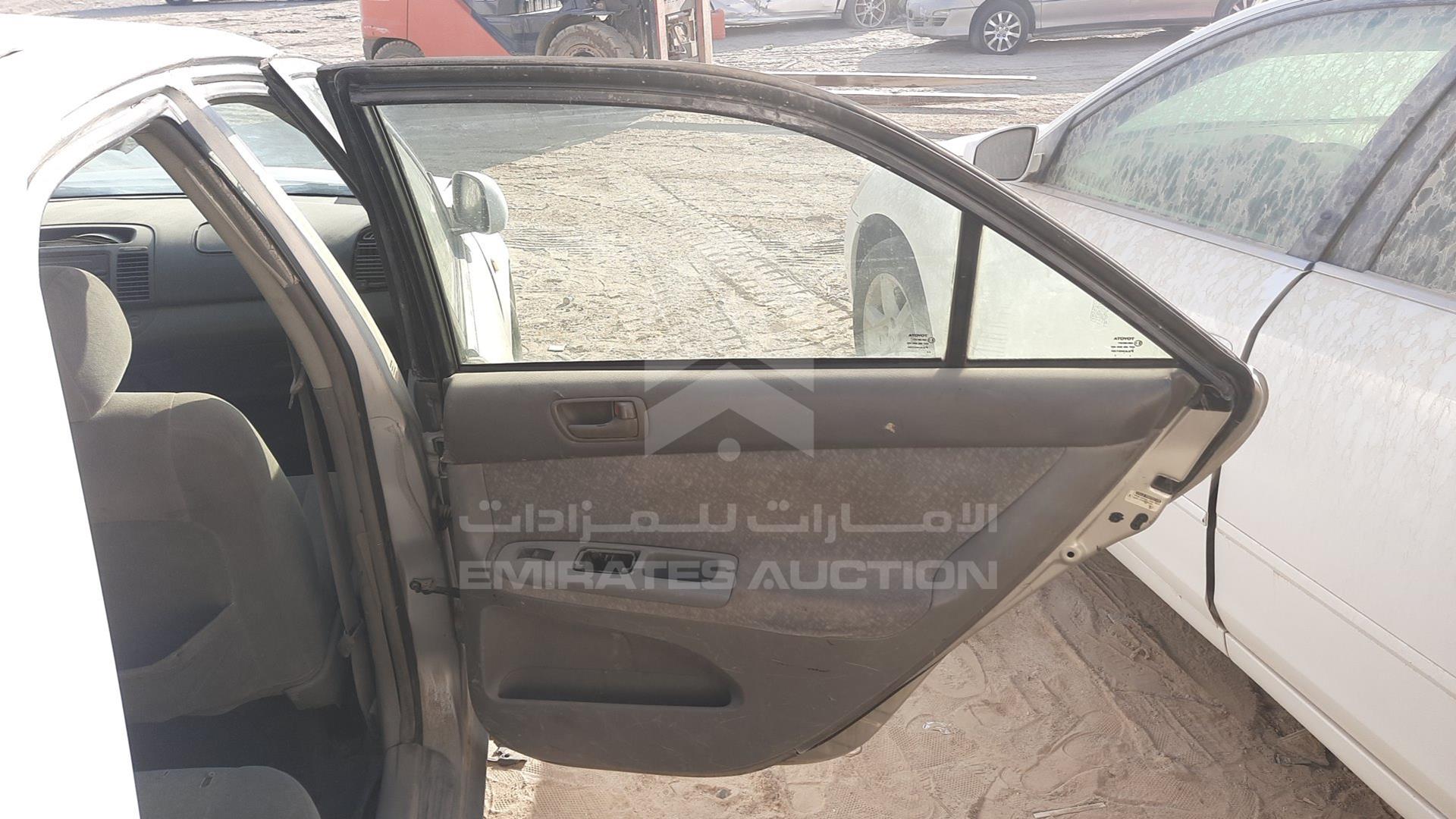 2004 TOYOTA CAMRY VIN: 6T1BE32K64X464448