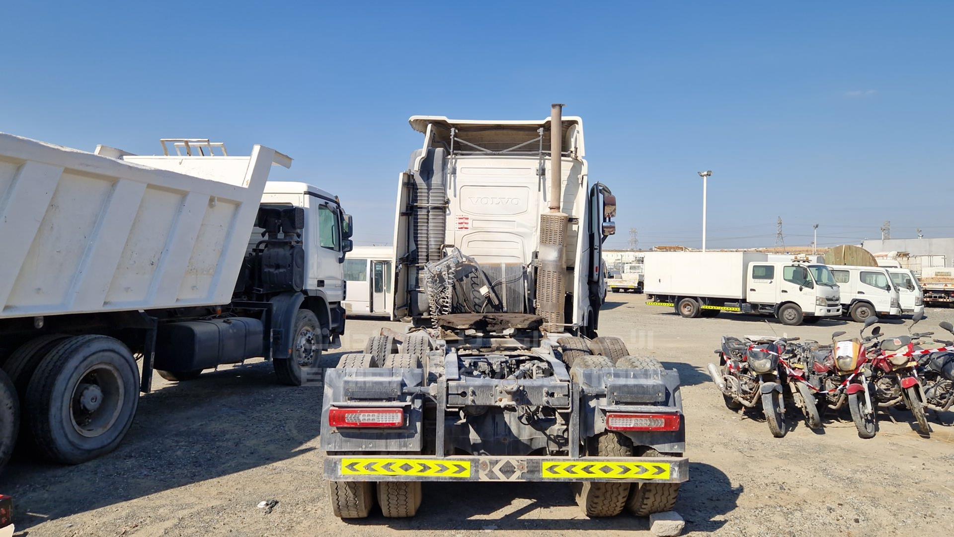2015 VOLVO FH 440 VIN: YV2RS02D2FA775524