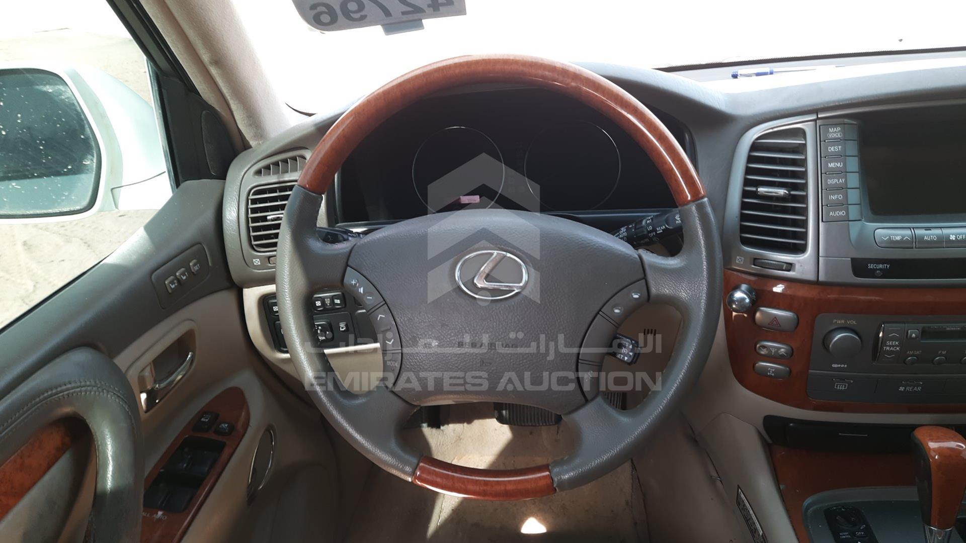 2005 LEXUS LX 470 VIN: JTJHT00WX53551277