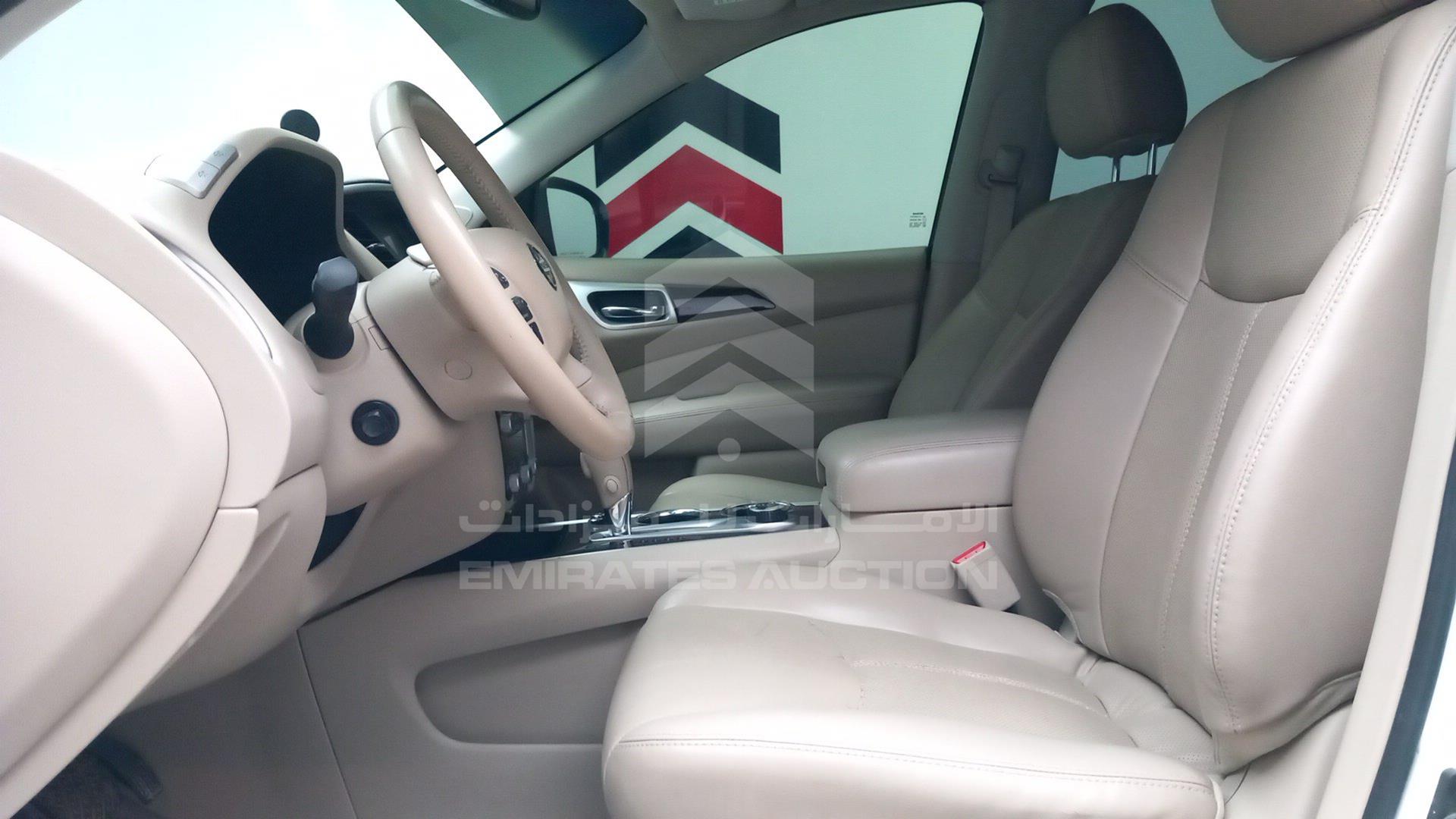 2015 NISSAN PATHFINDER VIN: 5N1AR2MM2FC701287