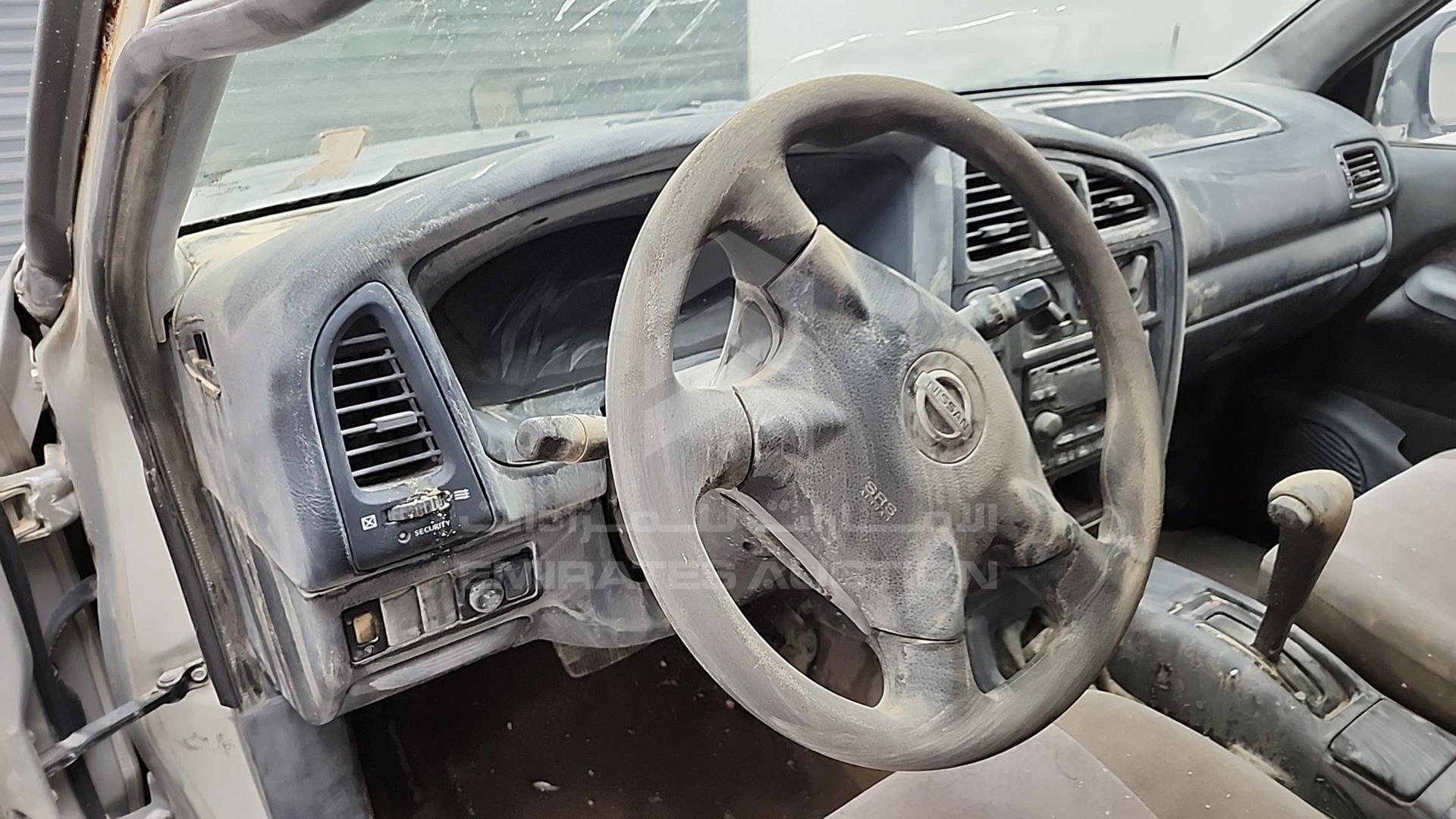 2004 NISSAN PATHFINDER VIN: JN8DR05Y34W700429