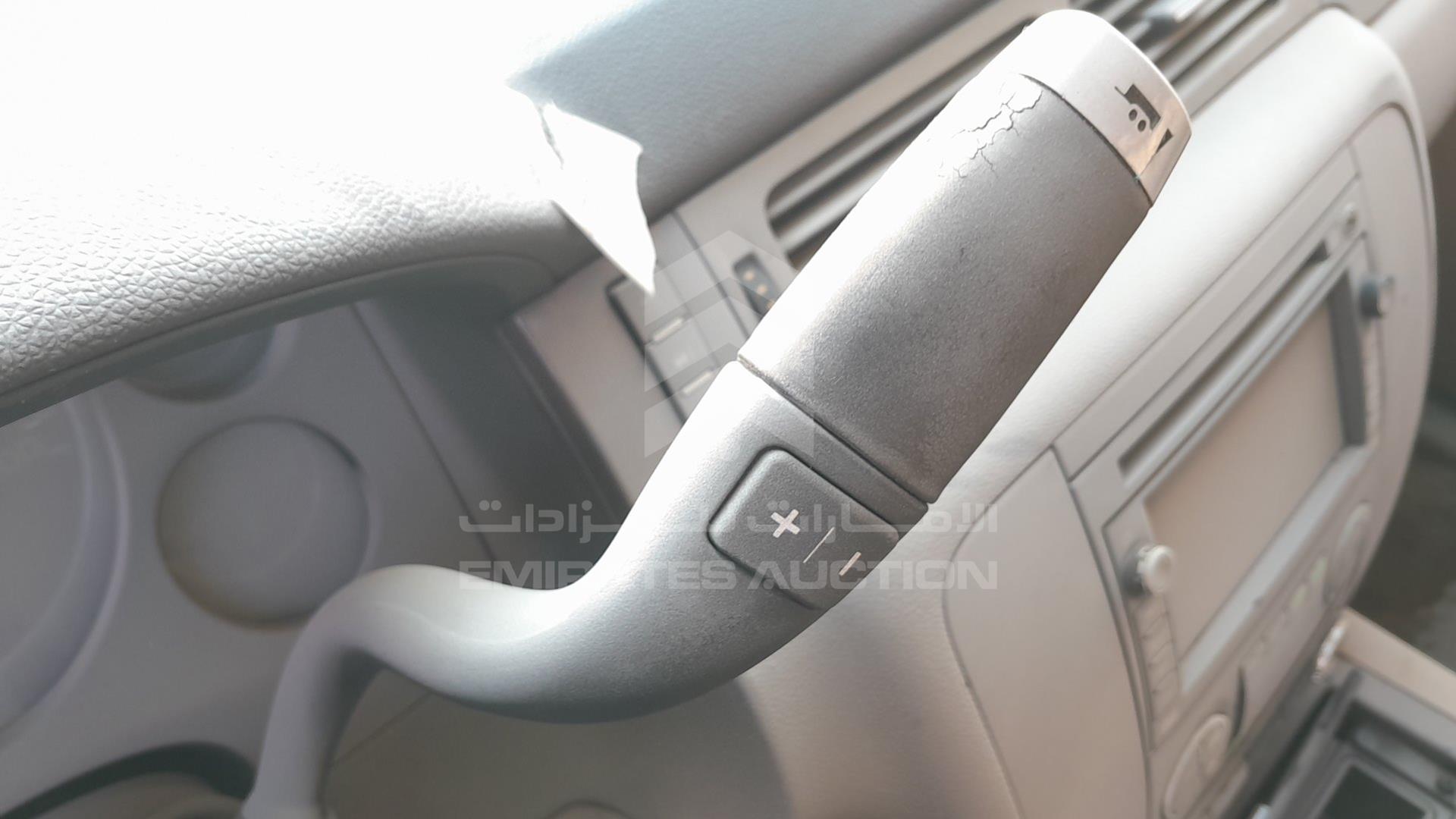 2010 GMC YUKON VIN: 1GKUKEEF7AR216189