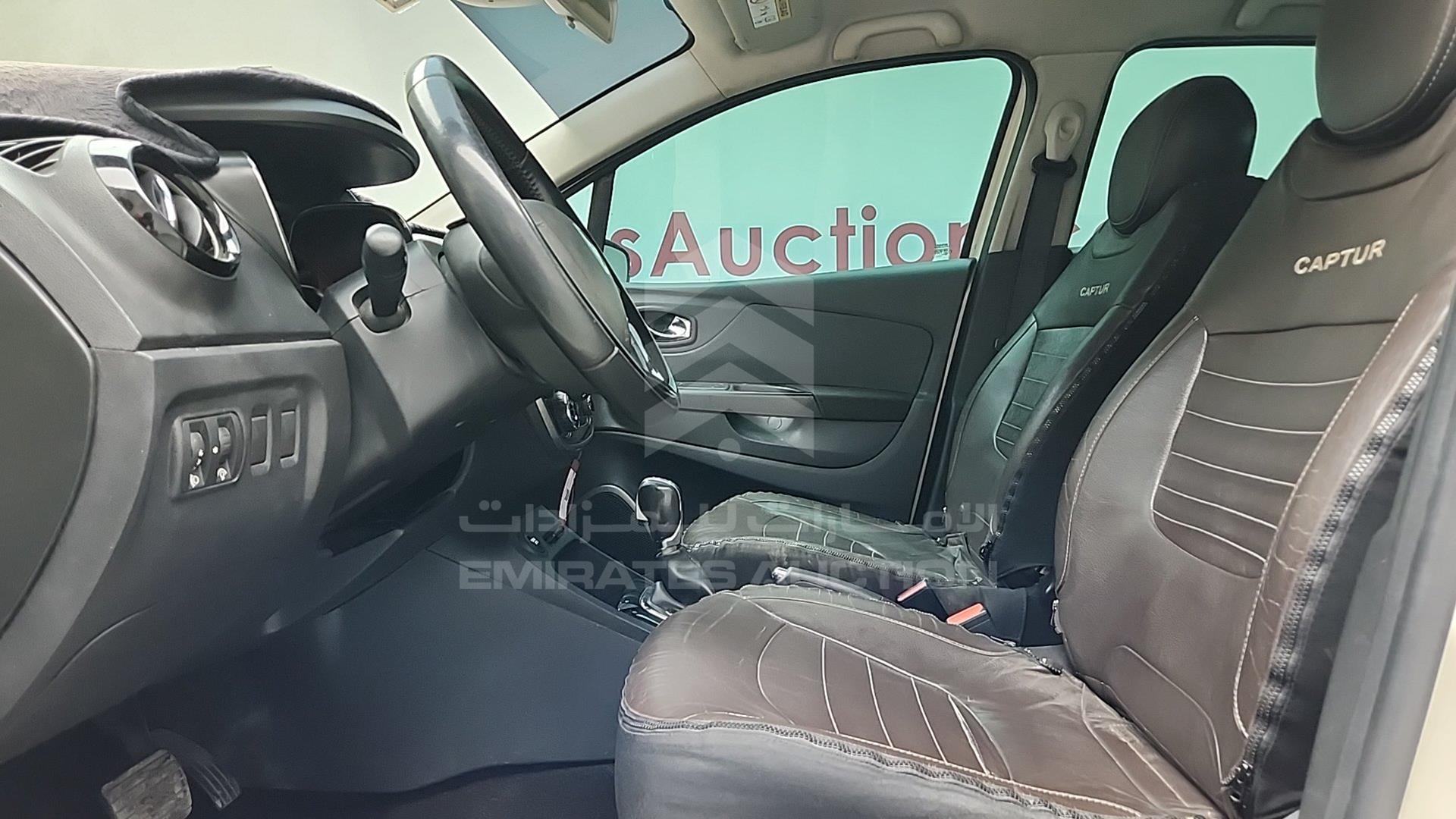 2017 RENAULT CAPTUR VIN: VF12RRJR2HW536603