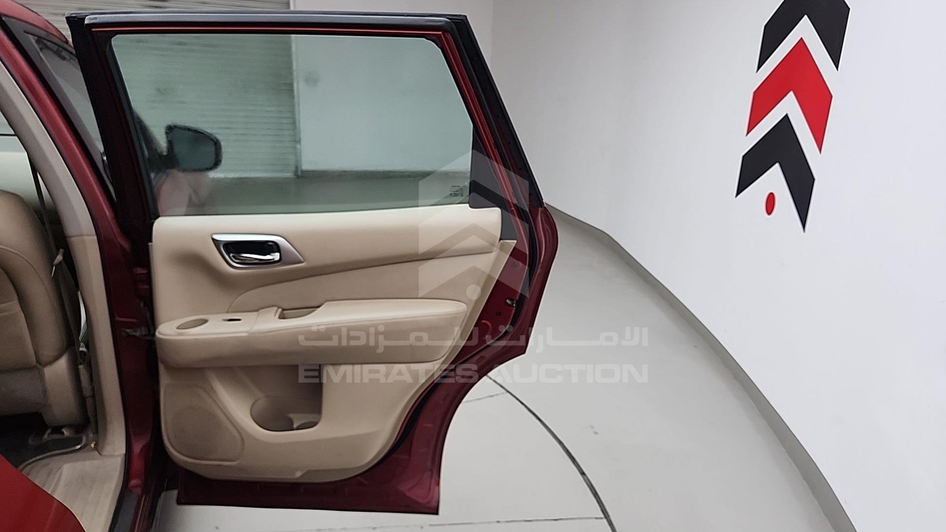 2015 NISSAN PATHFINDER VIN: 5N1AR2M75FC606877