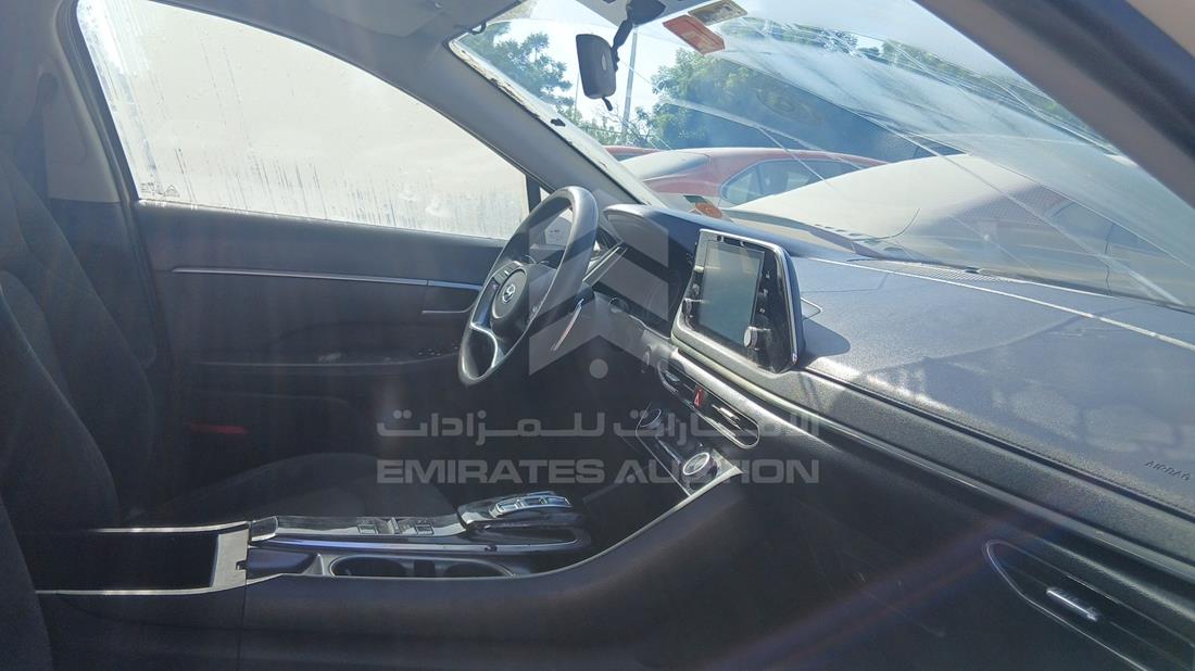 2021 Hyundai Sonata Hybrid — Front Right Passenger Seat View — Photo 23