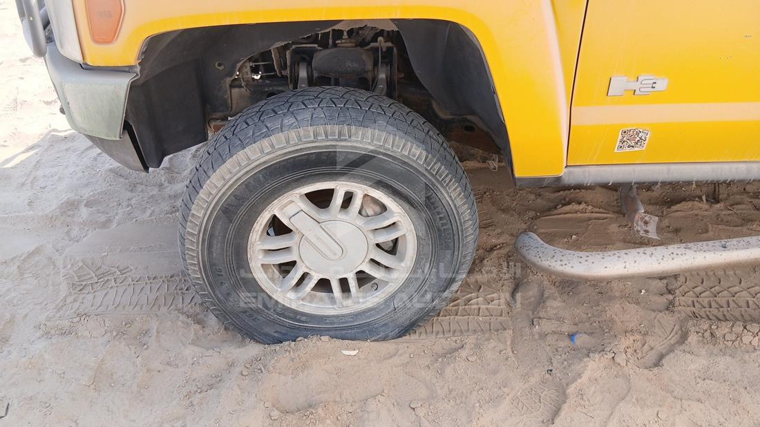 هامر اتش 3 2006 — الإطار الأمامي الأيسر — صورة 34