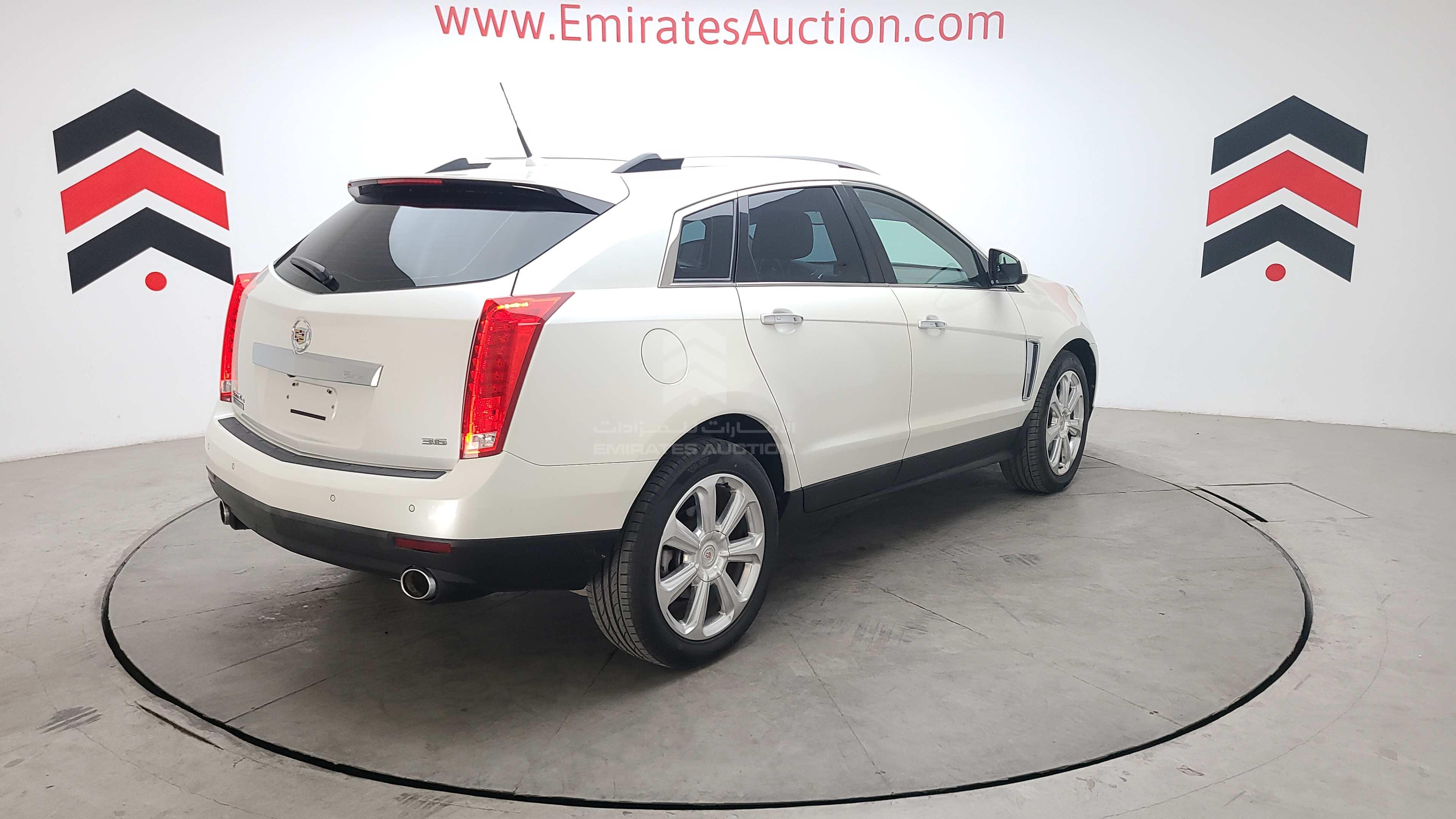 3GYFN9E32FS556311 - 2015 Cadillac SRX - #428187