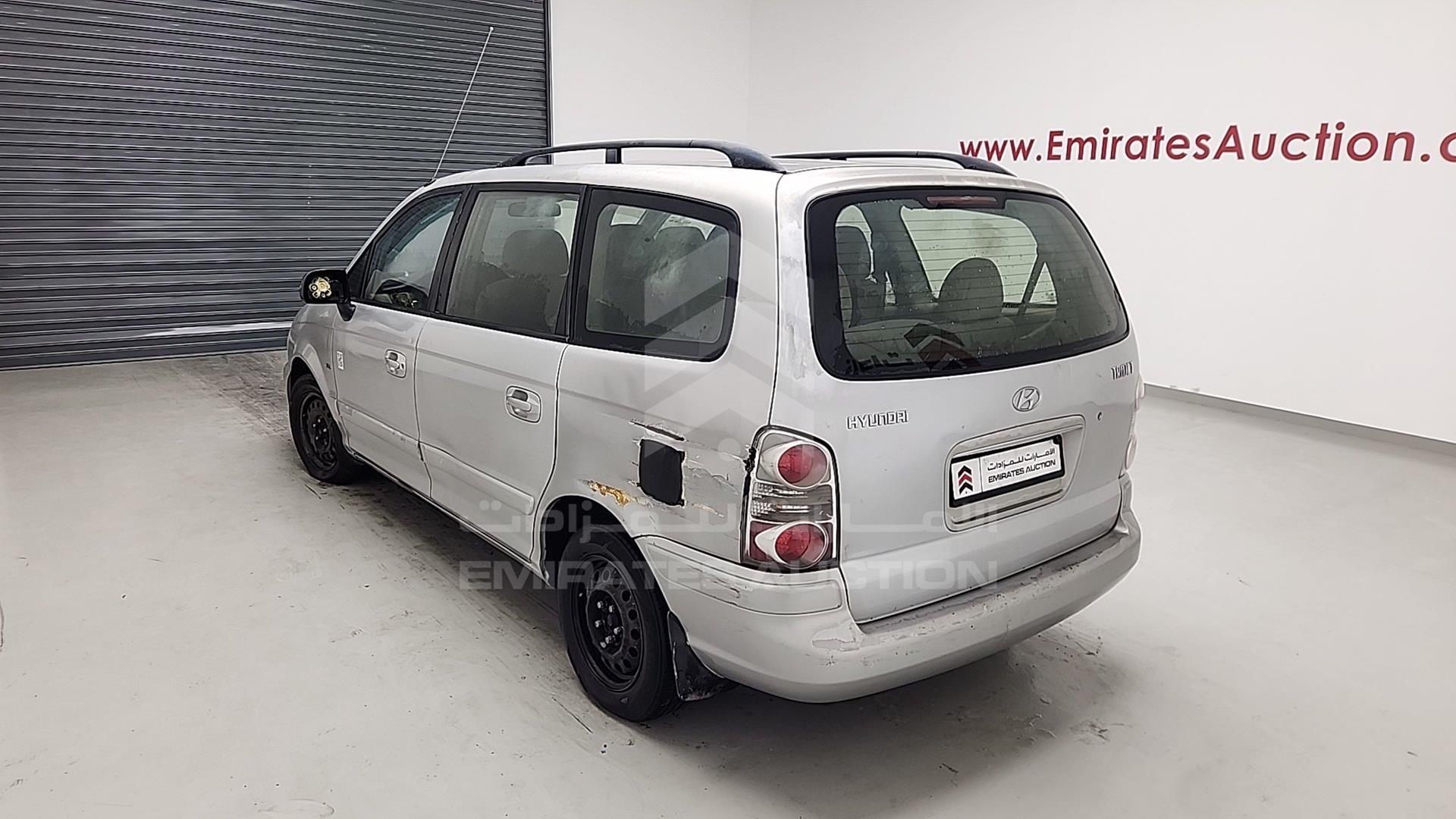 2007 HYUNDAI TRAJET VIN: KMHMG81C07U303668