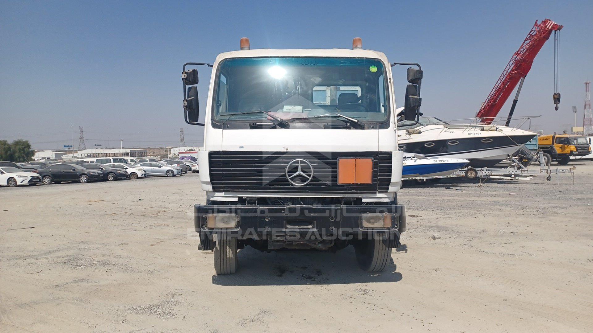 1990 MERCEDES --- VIN: WDB65347515561194