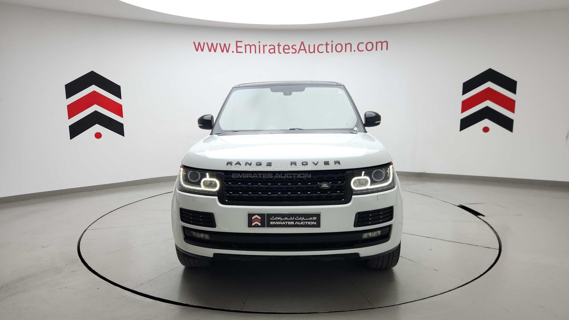 2014 RANGE ROVER VOGUE VIN: SALGA2DF8EA195555