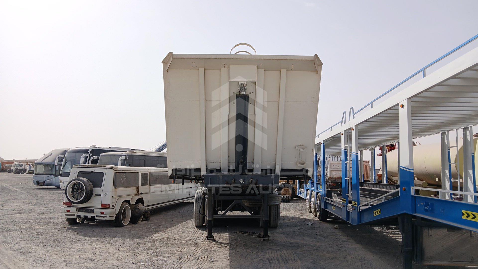 2017 TRAILER BOX 3XL VIN: D121886DXBTRAILER