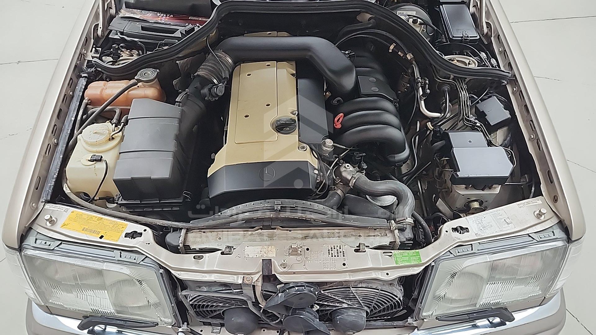 1995 MERCEDES E 320 VIN: WDBEA66E6SC280029