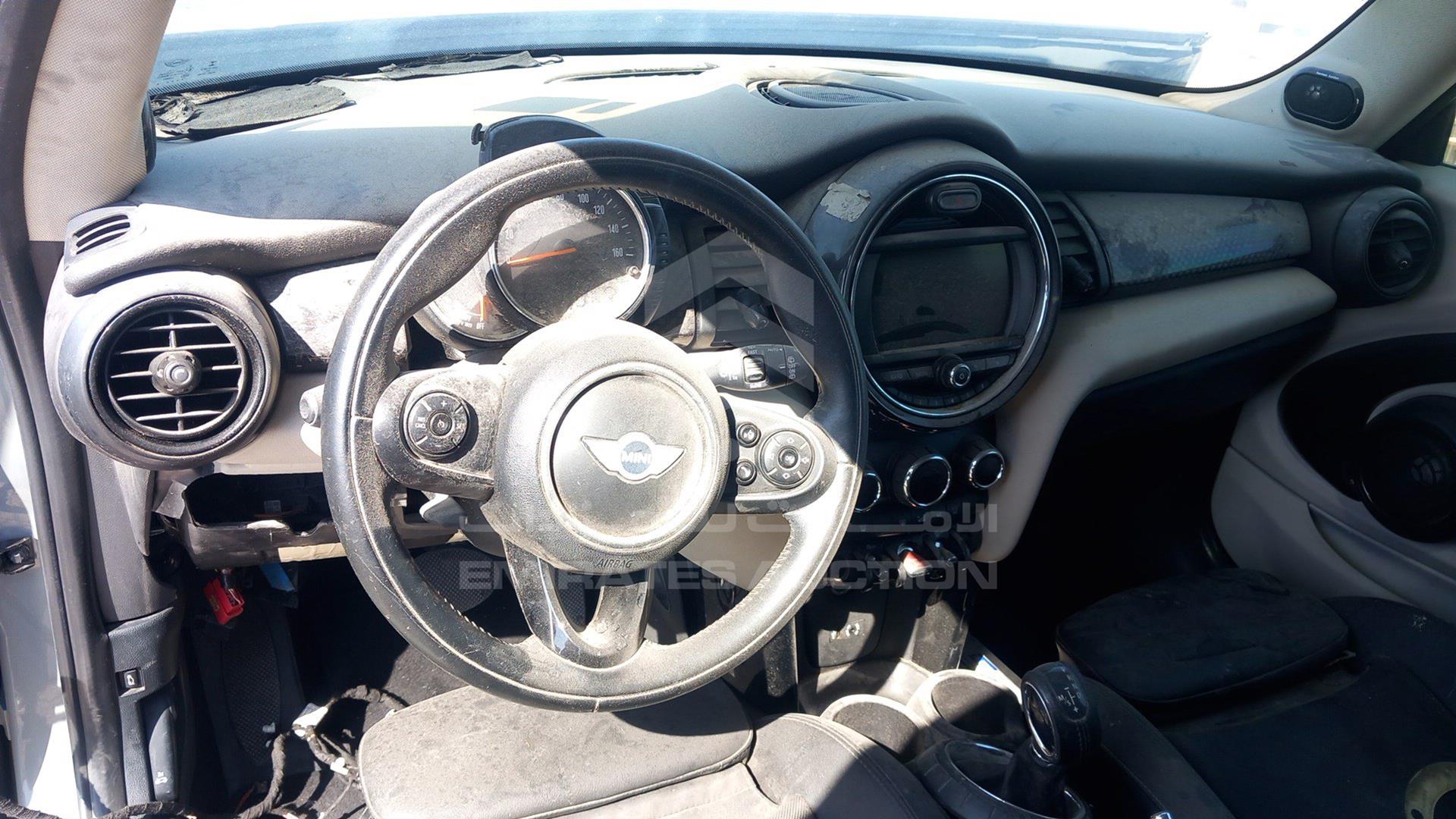 2017 MINI COOPER S VIN: WMWXP7C51H3B93358