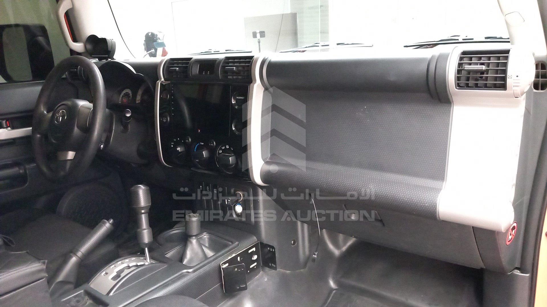 2013 TOYOTA FJ CRUISER VIN: JTEBU11F7DK151283
