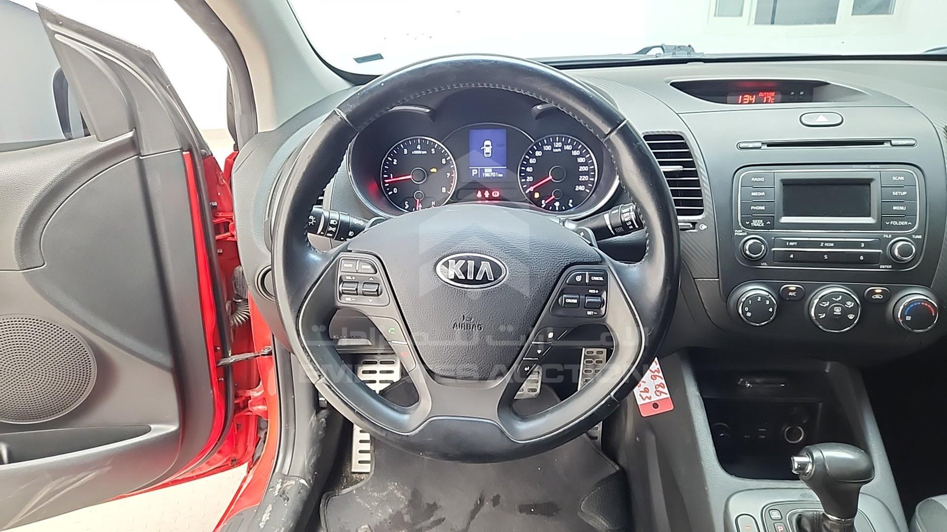 2016 KIA CERATO VIN: KNAFZ6179G5453686