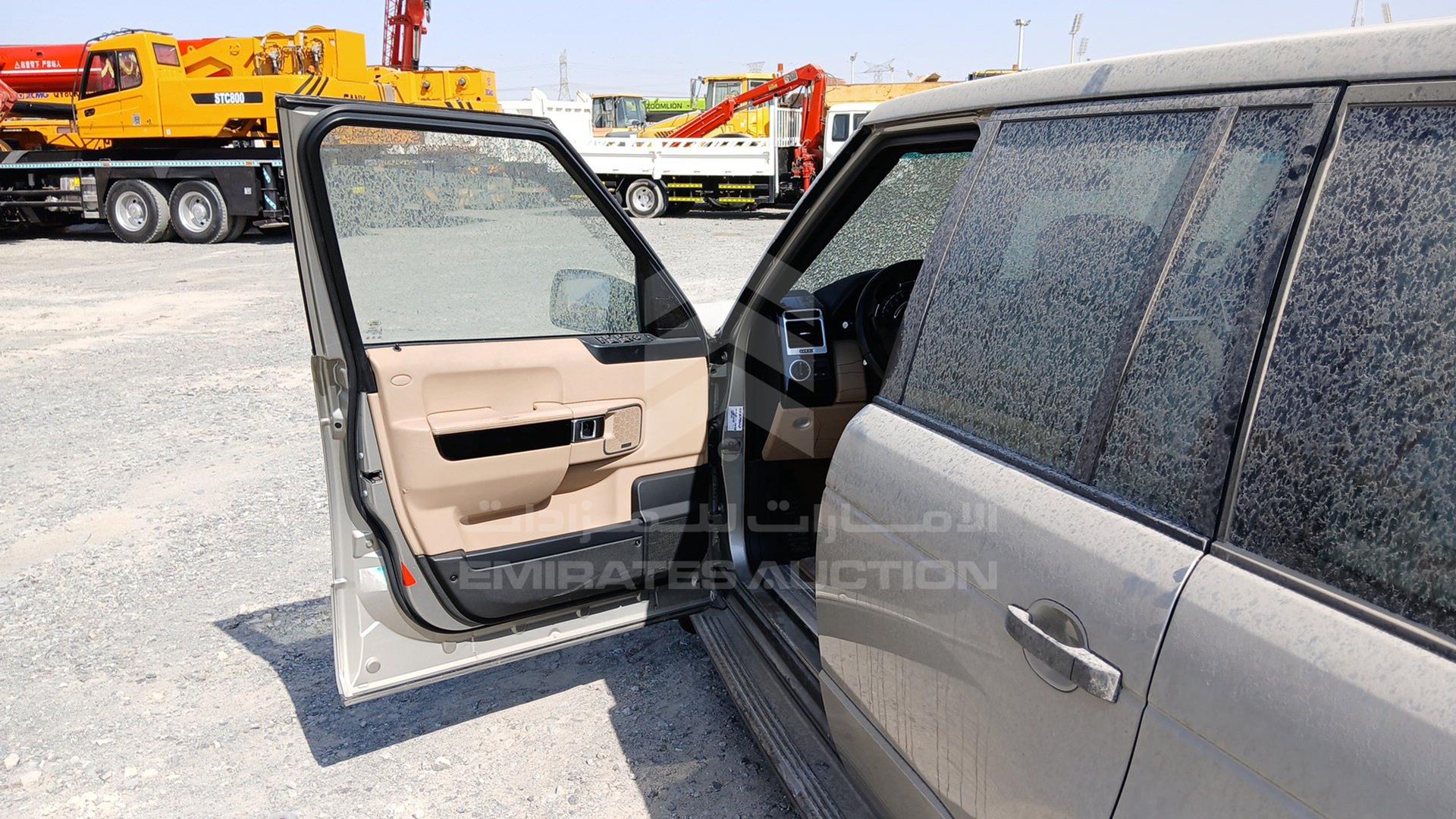 2010 RANGE ROVER HSE VIN: SALLMAMD4AA330788