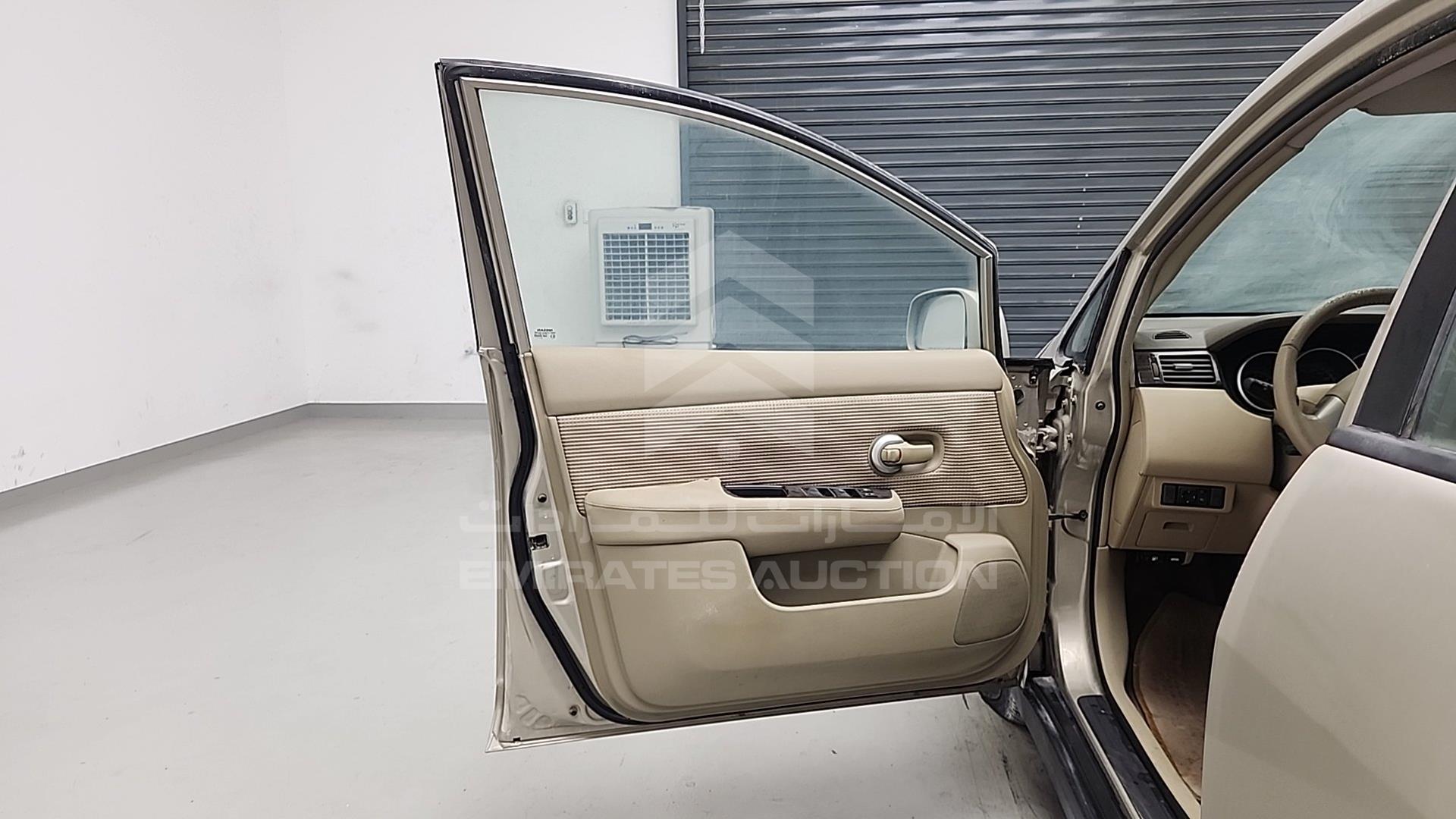 2011 NISSAN TIIDA VIN: 3N1BC1A73BL382521