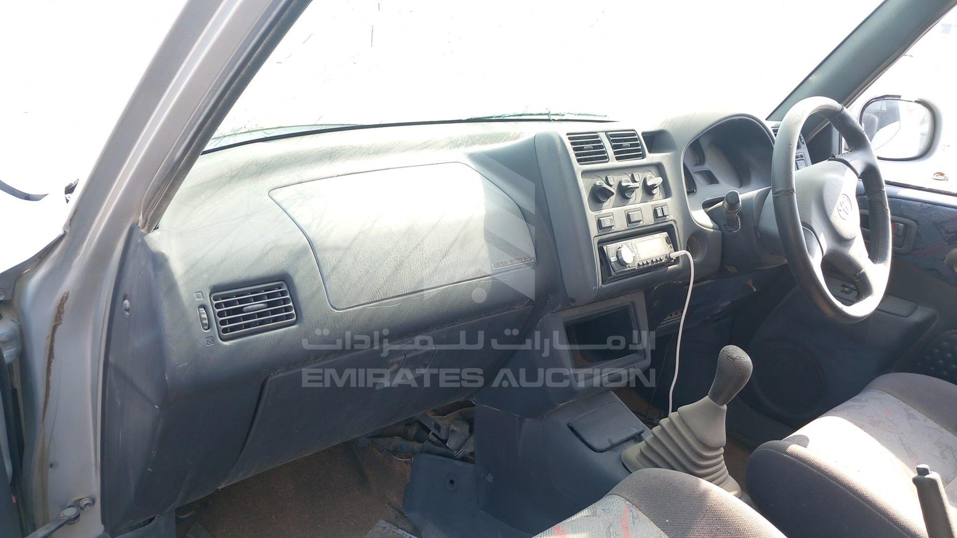 2001 TOYOTA RAV-4 VIN: SXA10-0190757
