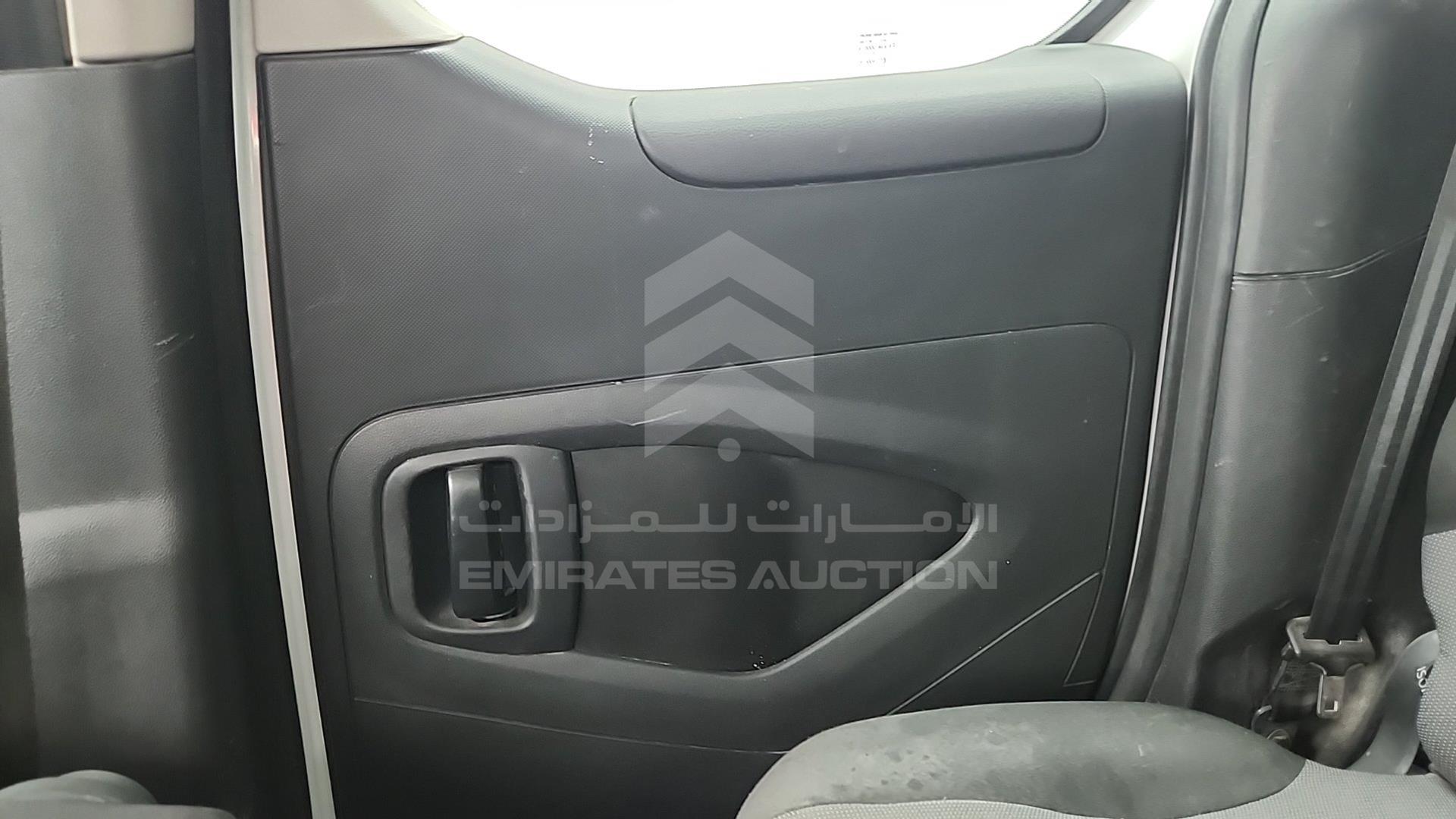 2018 PEUGEOT PARTNER VIN: VF37JNFUXJJ584167