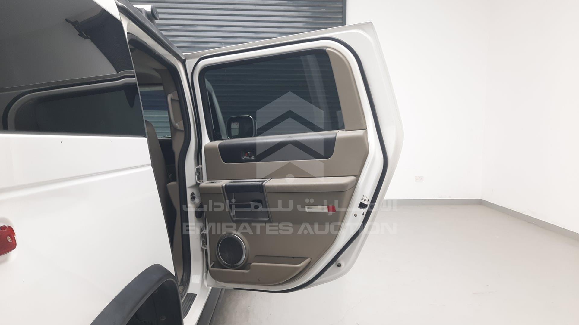 2004 HUMMER H2 VIN: 5GRGN23UX4H107251