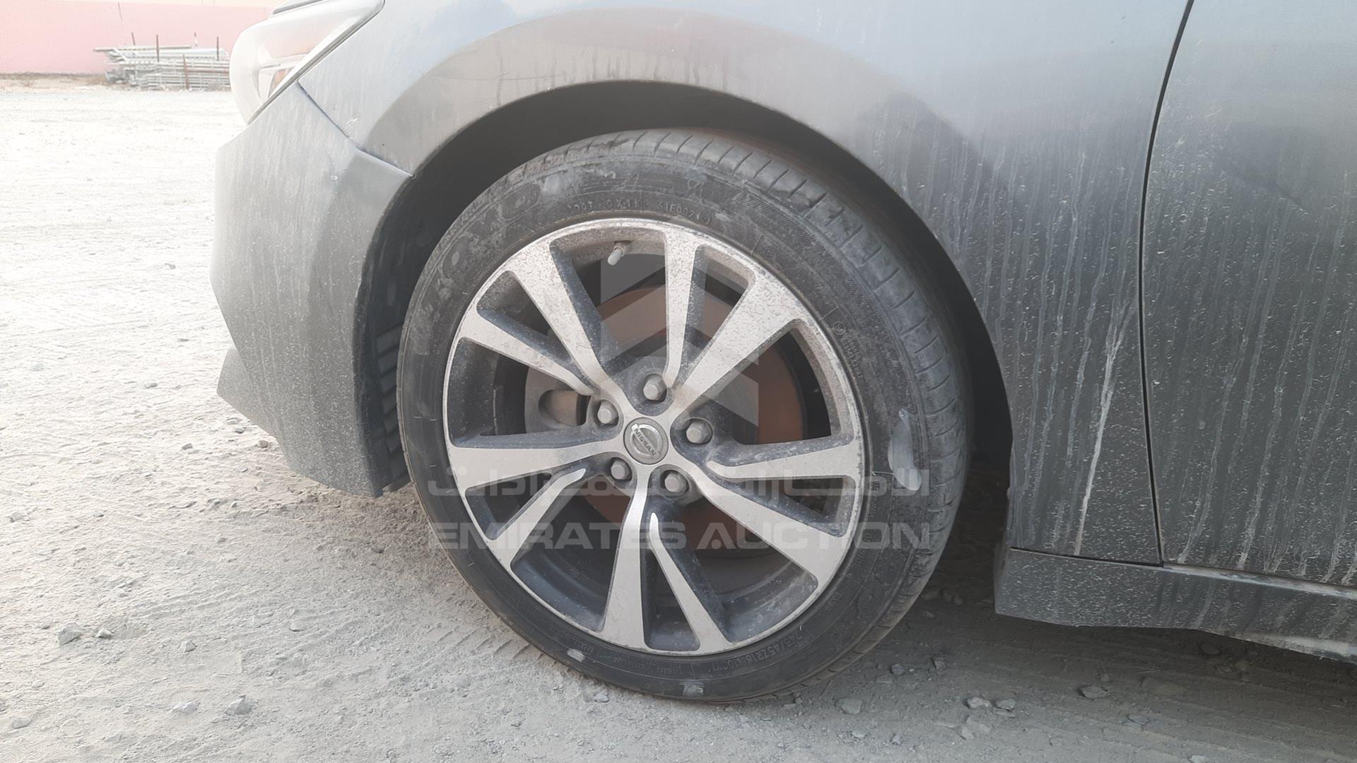 2017 NISSAN MAXIMA VIN: 1N4AA6AP3HC372545