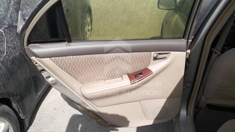 JTDBR22E163146269 Auction: EmiratesAuction Lot: 405849 JTDBR22E163146269 Toyota Corolla 2006 GOLD Photo 19
