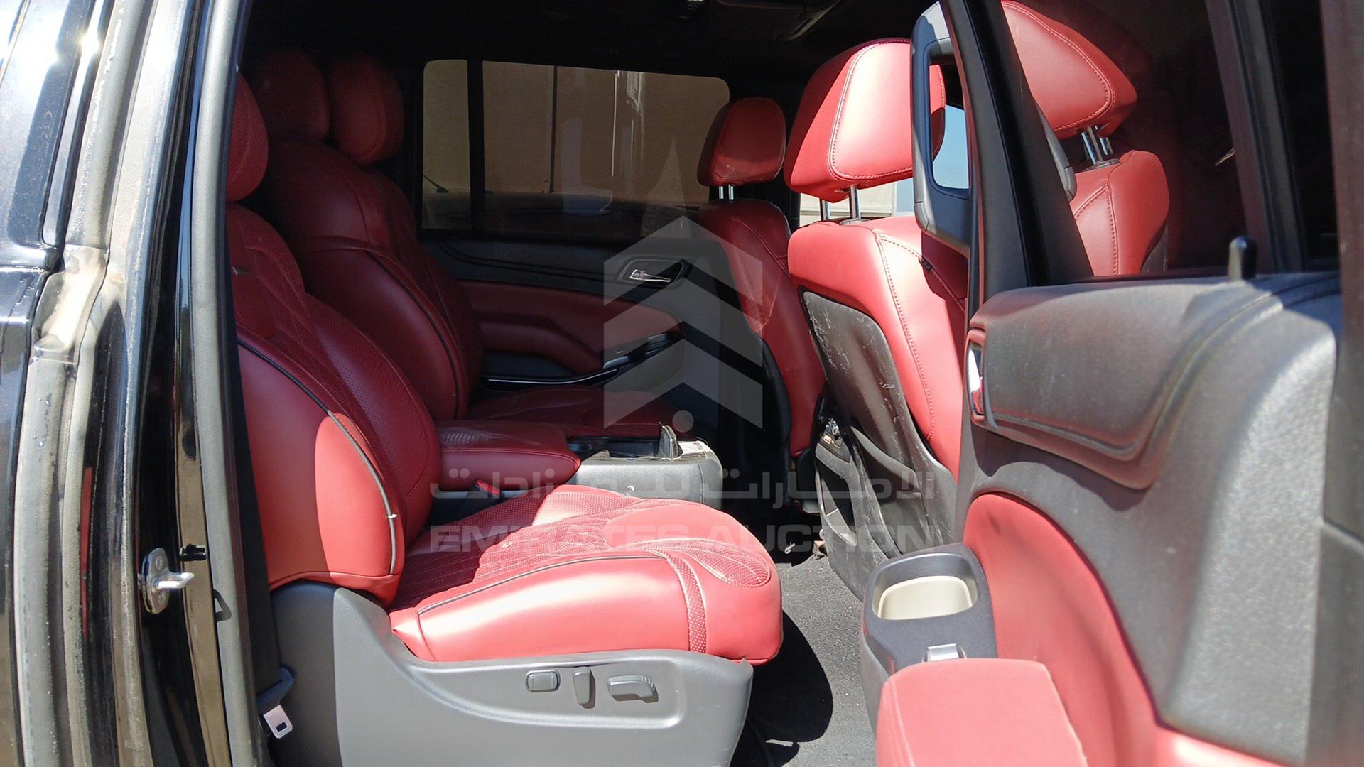 2015 CHEVROLET SUBURBAN VIN: 1GNSKJKC4FR633256