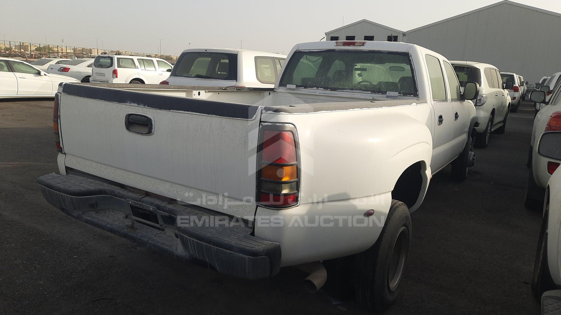 2003 CHEVROLET SILVERADO VIN: 1GCJK33U73F172266