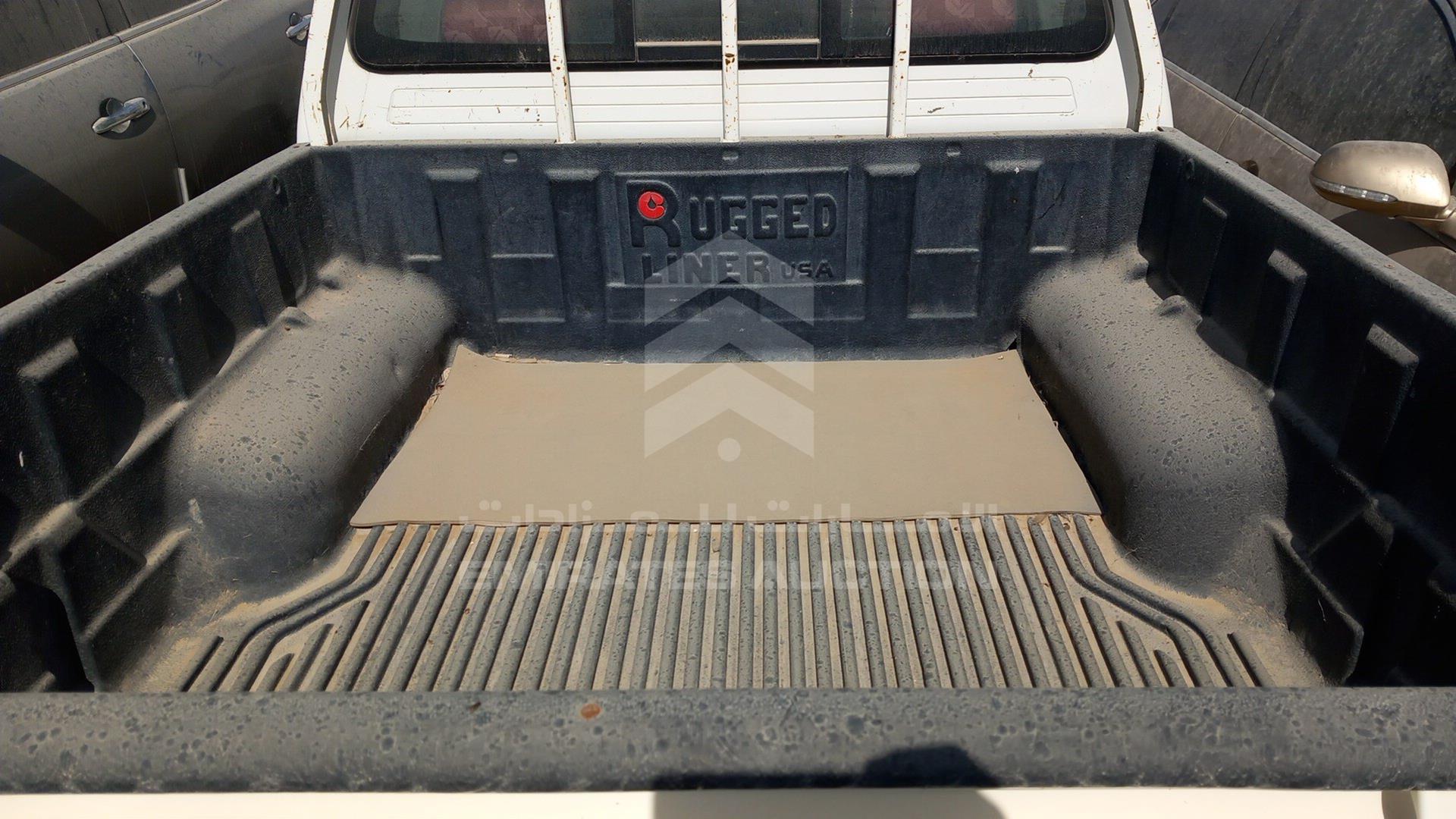 2015 TOYOTA HILUX VIN: MR0EW12G9F3032359