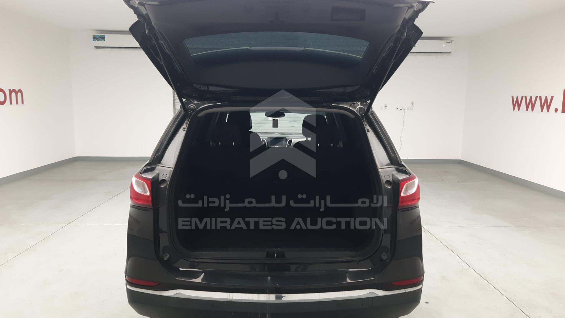 2018 CHEVROLET EQUINOX VIN: 3GNAX9DV8JS518935