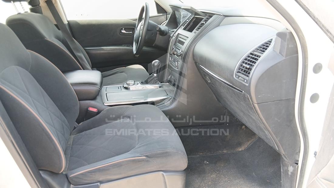 نيسان باترول 2019 — زاوية الراكب الأمامي للمقعد — صورة 25