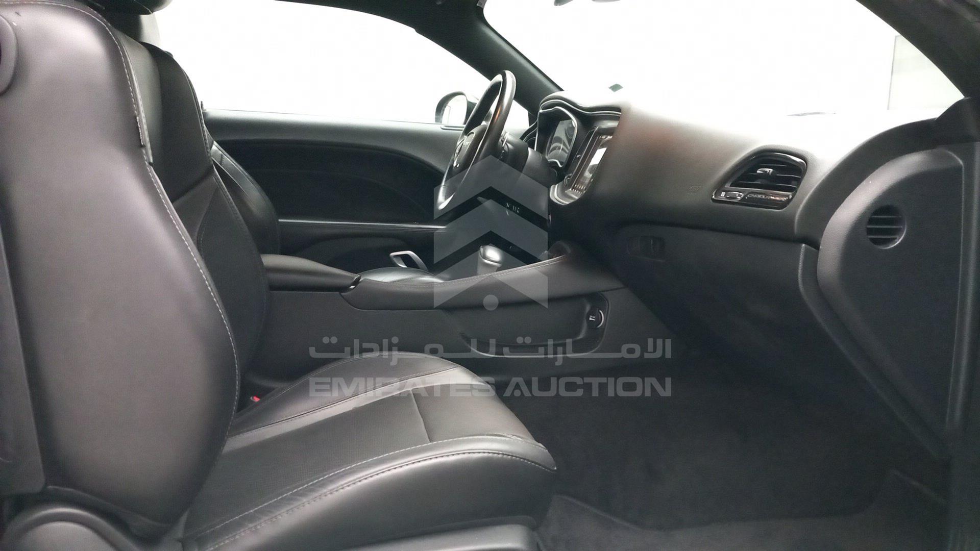 2018 DODGE CHALLENGER VIN: 2C3CDZGG1JH120724