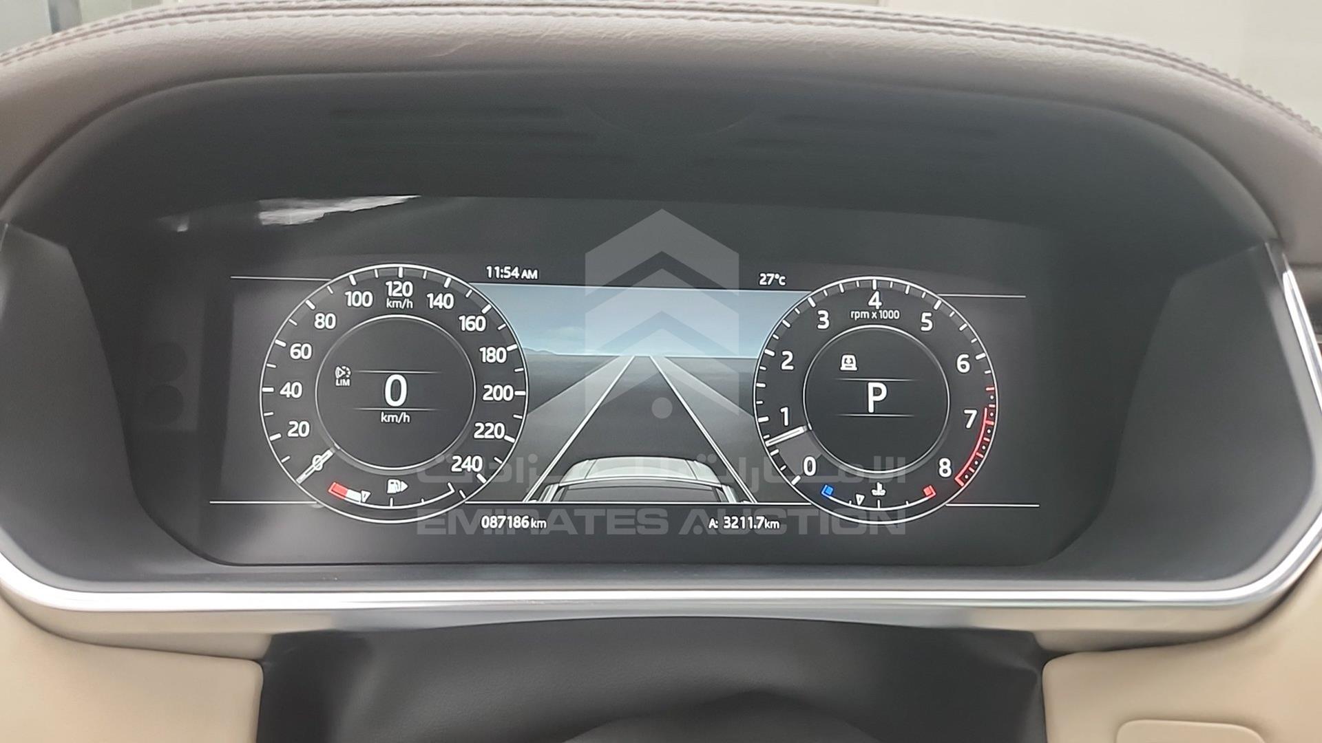2018 RANGE ROVER VOGUE VIN: SALGA2BV3JA503204