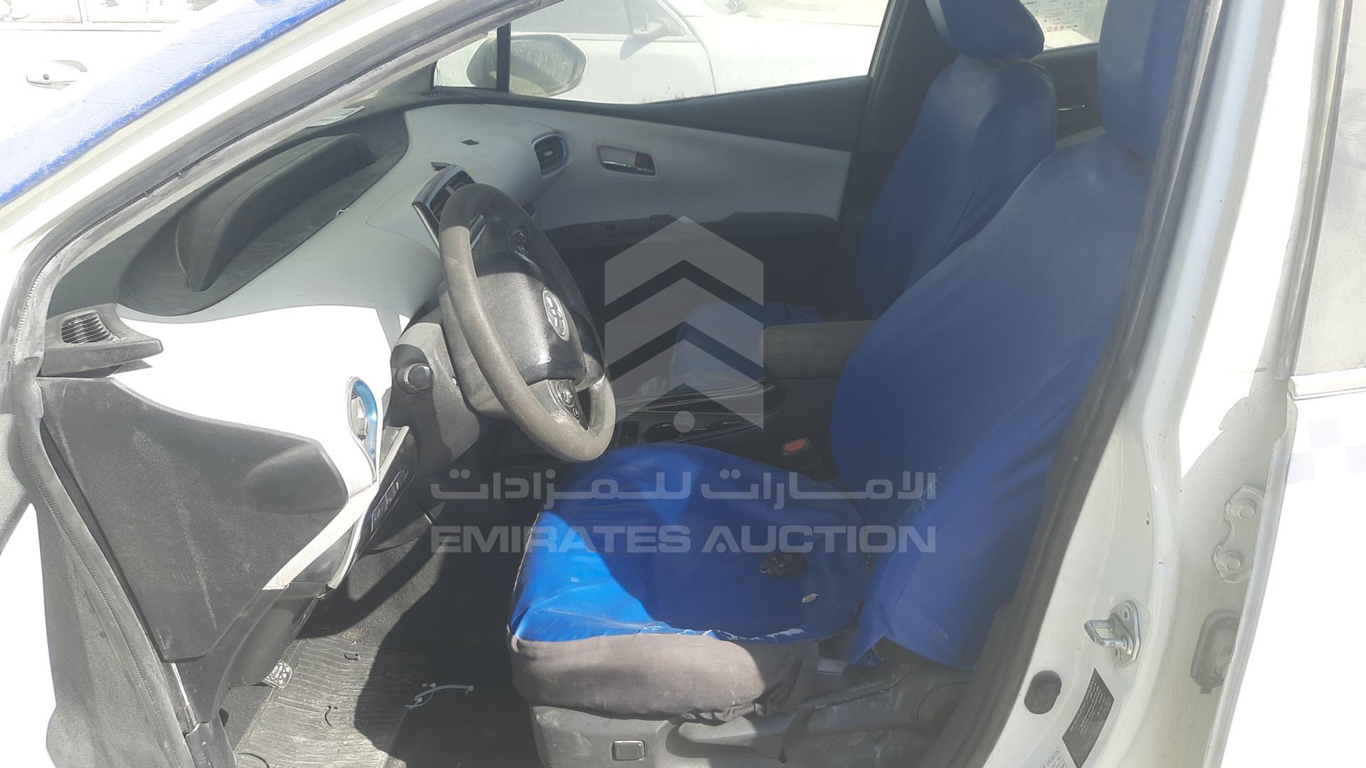 2019 TOYOTA PRIUS VIN: JTDKB3FUXK3085221