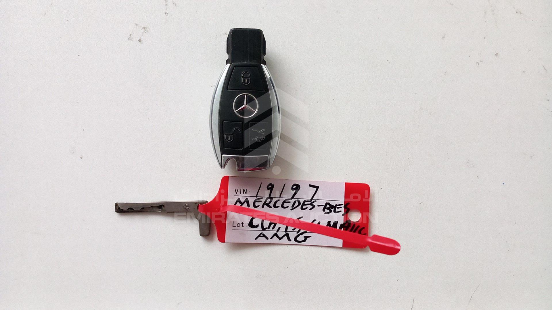 2015 MERCEDES CLA 45 VIN: WDDSJ5CB7FN219197