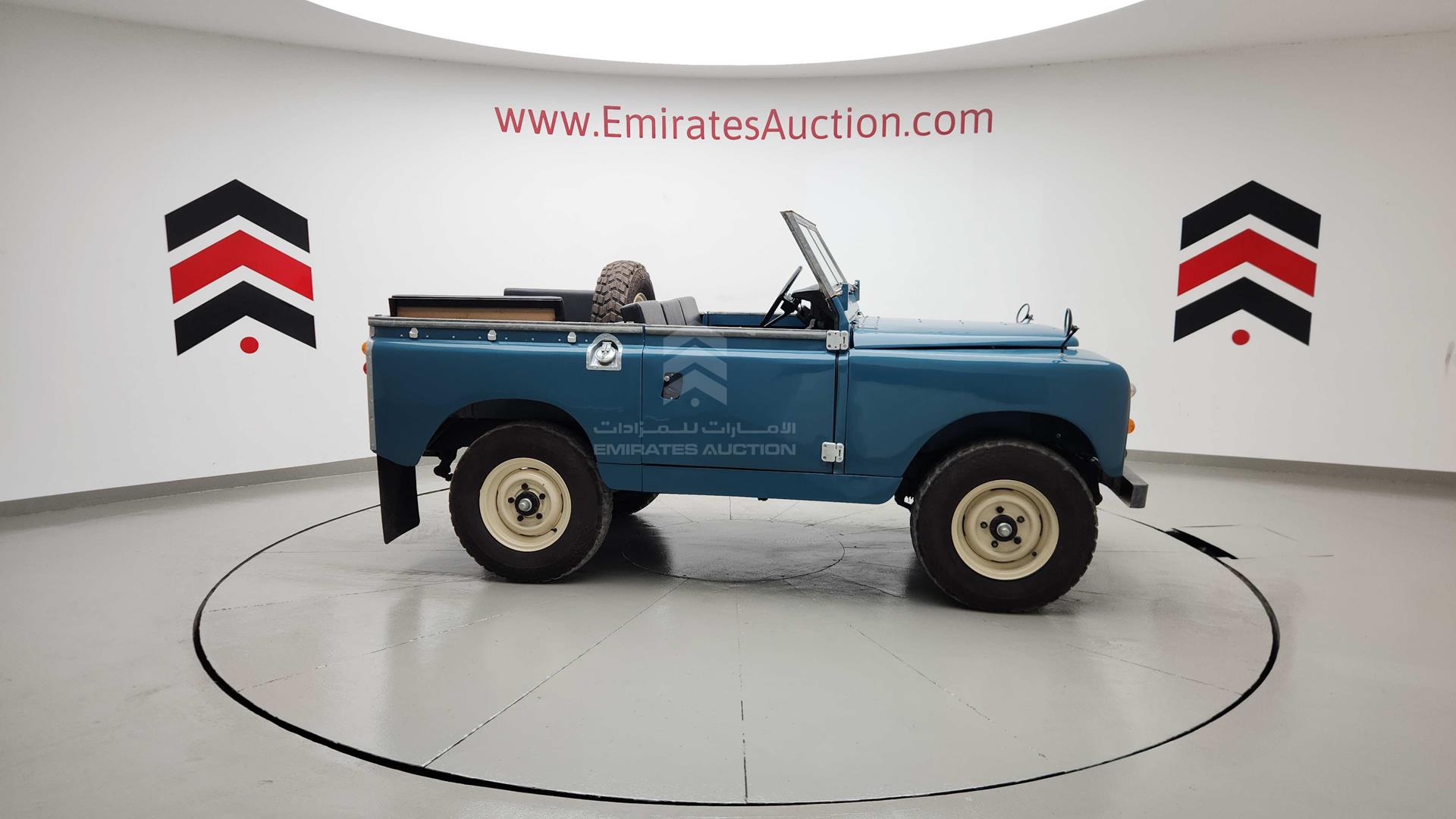 1984 LAND ROVER DEFENDER VIN: 90501351
