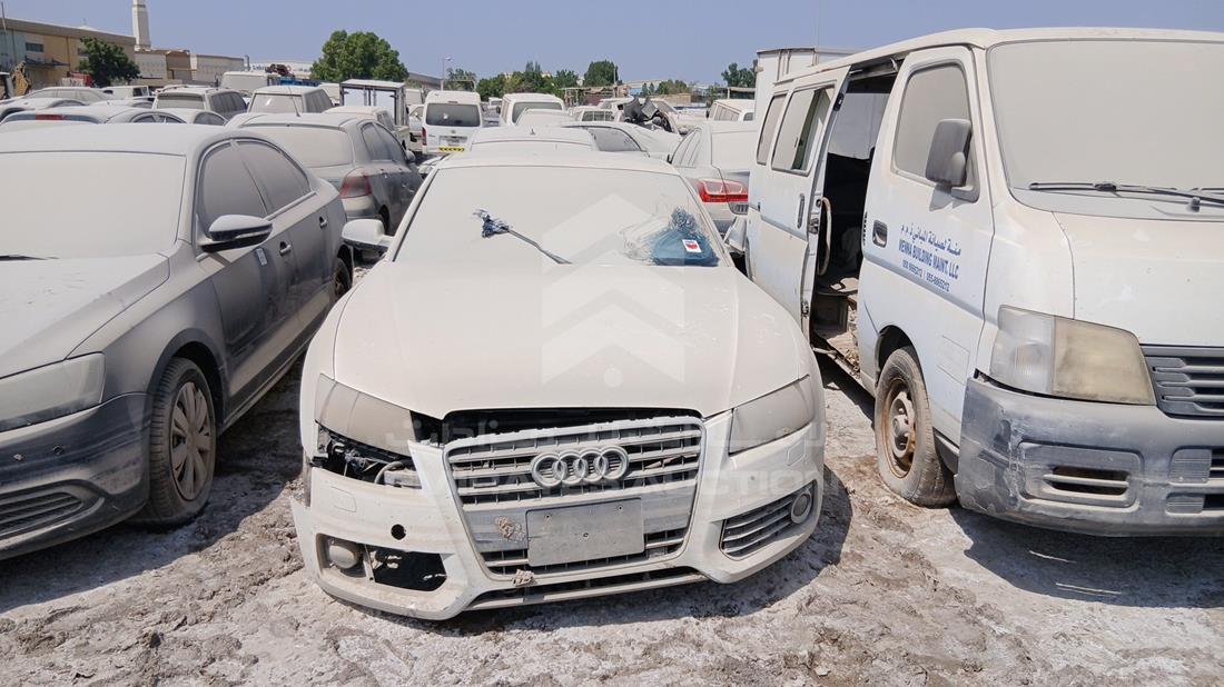 2011 Audi - Scrap without document — Full Front View — Photo 1