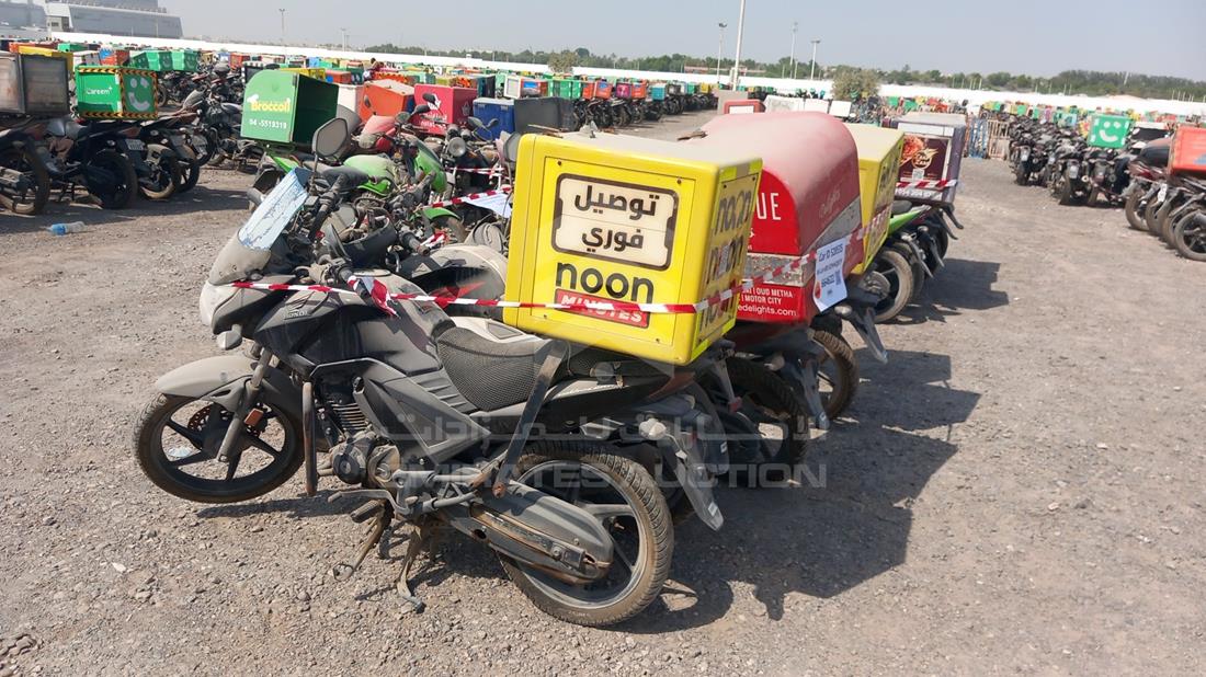 5 Motorbikes — Rear Left Angle — Photo 8