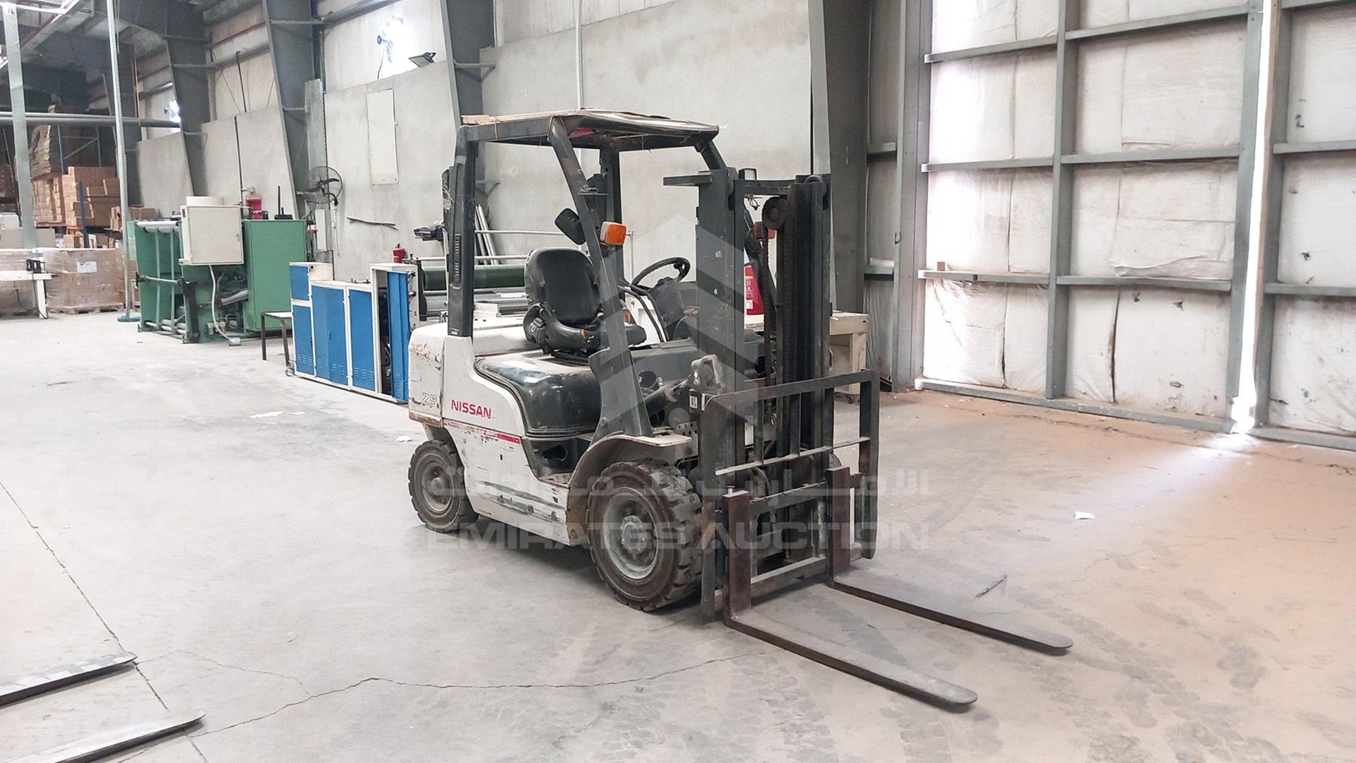 0 NISSAN FORKLIFT VIN: NP1F2-00310