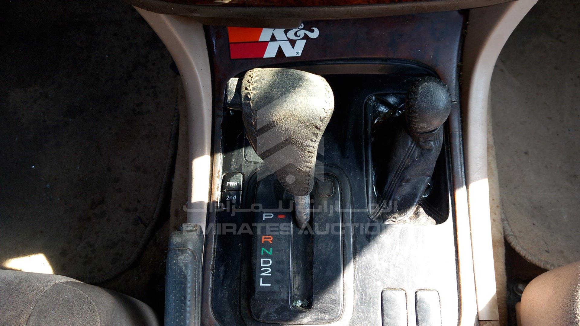 2000 TOYOTA LAND CRUISER VIN: JT3HT05J1Y0104265