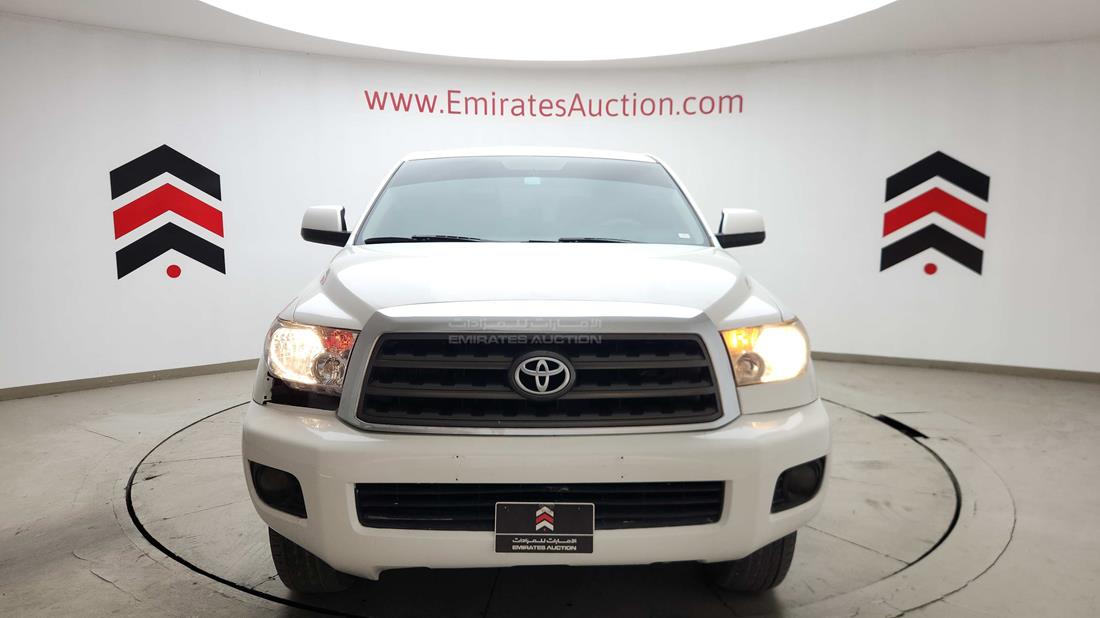2013 Toyota Sequoia — 360-degree view