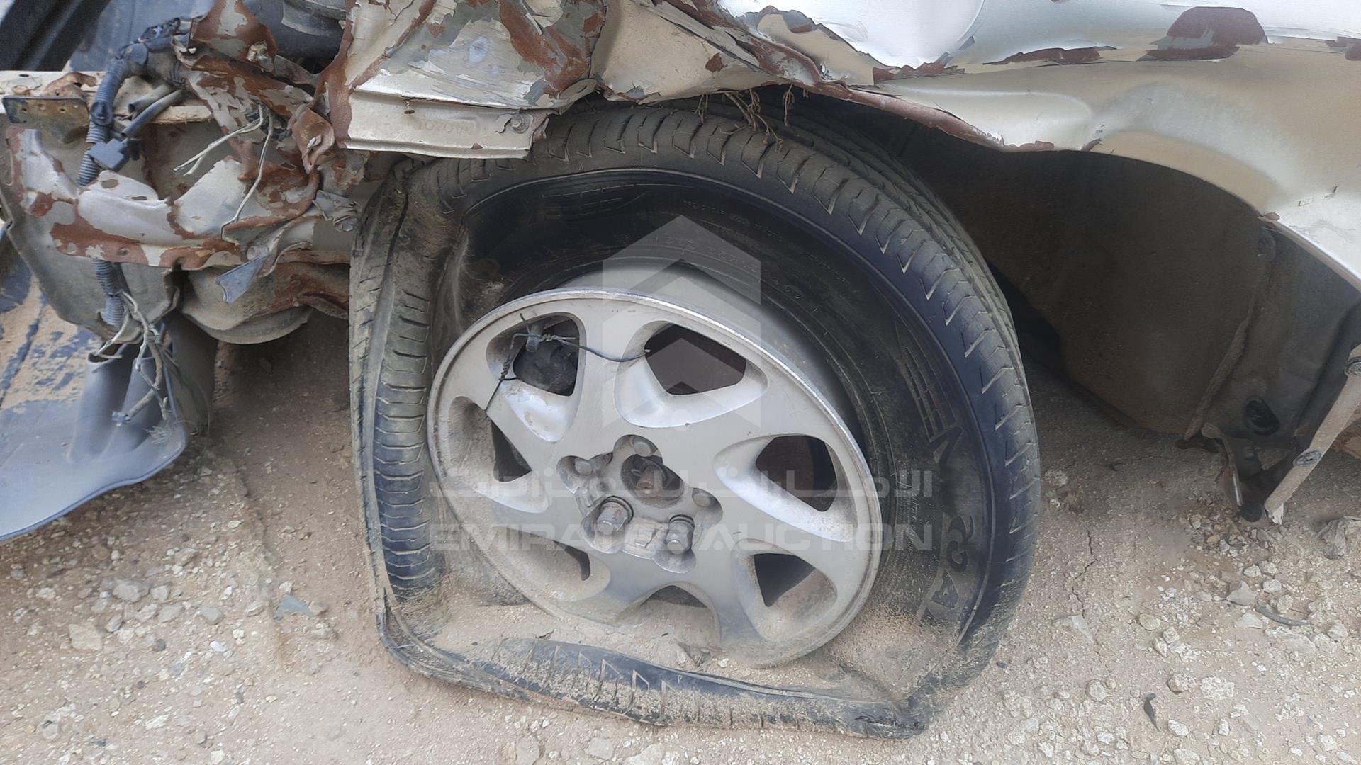2000 TOYOTA --- VIN: JT2BG22K7Y0526760