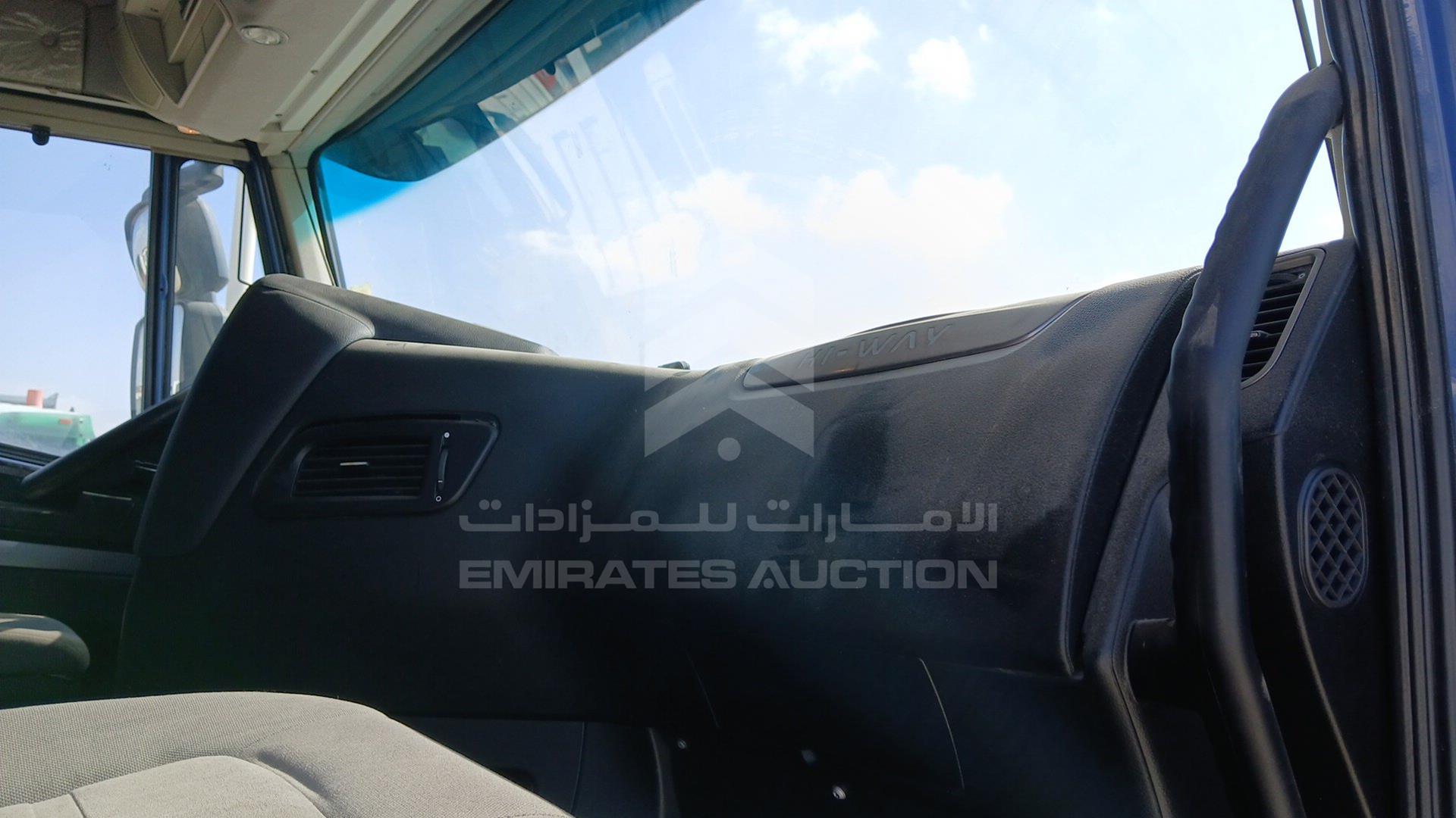 2014 IVECO --- VIN: WJMM1VUH4EC274338