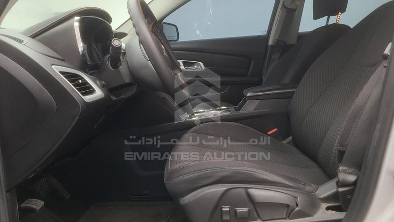 2GKAL8EKXF6303229 Auction: EmiratesAuction Lot: 412016 2GKAL8EKXF6303229 GMC Terrain 2015 SILVER Photo 19